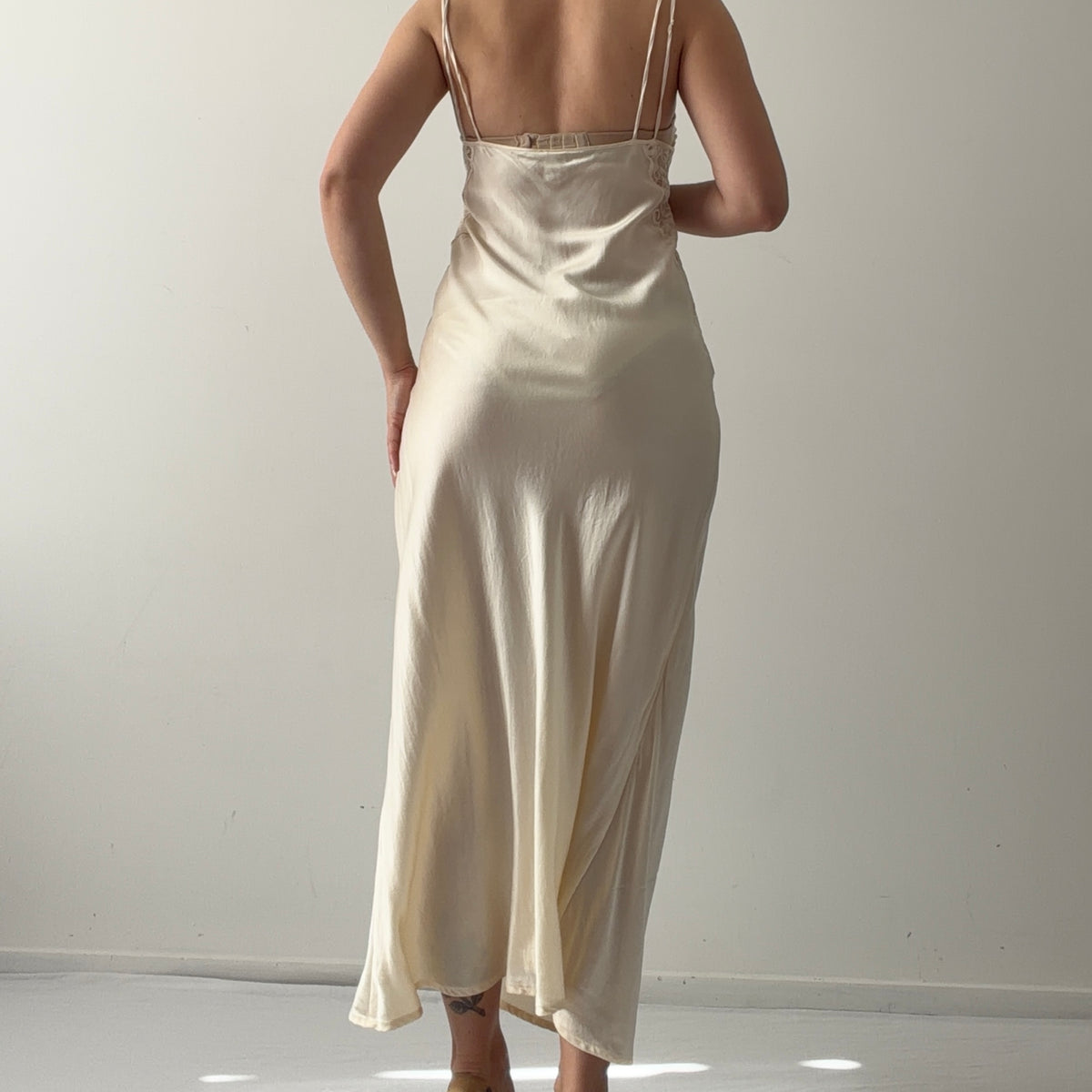 Nan Ya Silk Midi Dress | 10-12