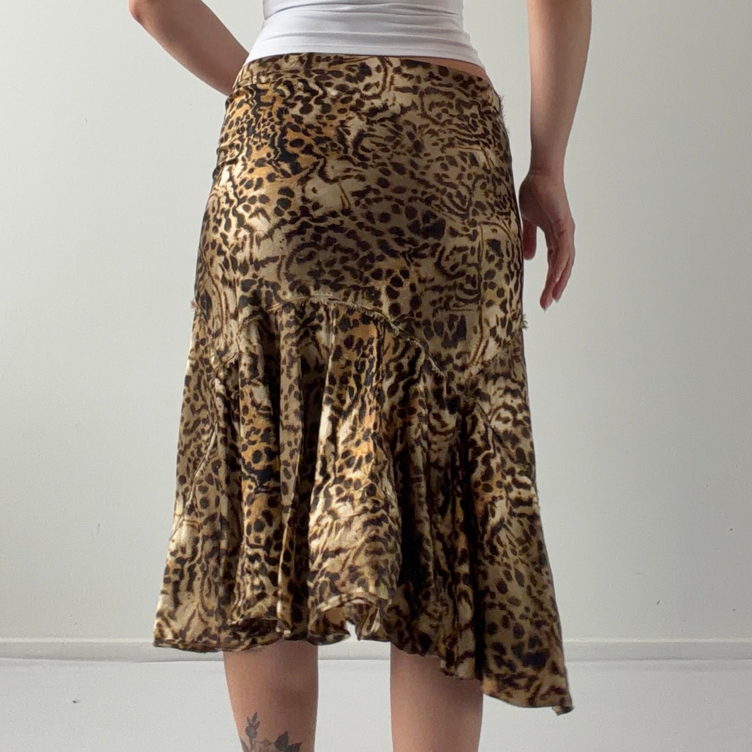Dana Buchman Leopard Silk Skirt | L