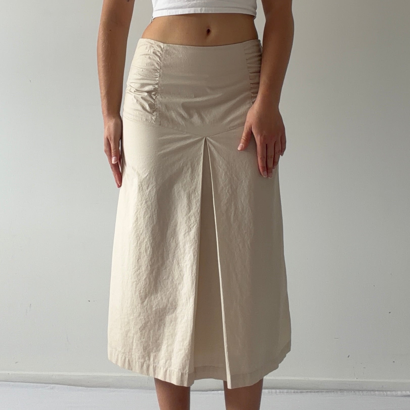Eresistente Cream Midi Skirt | 6-10