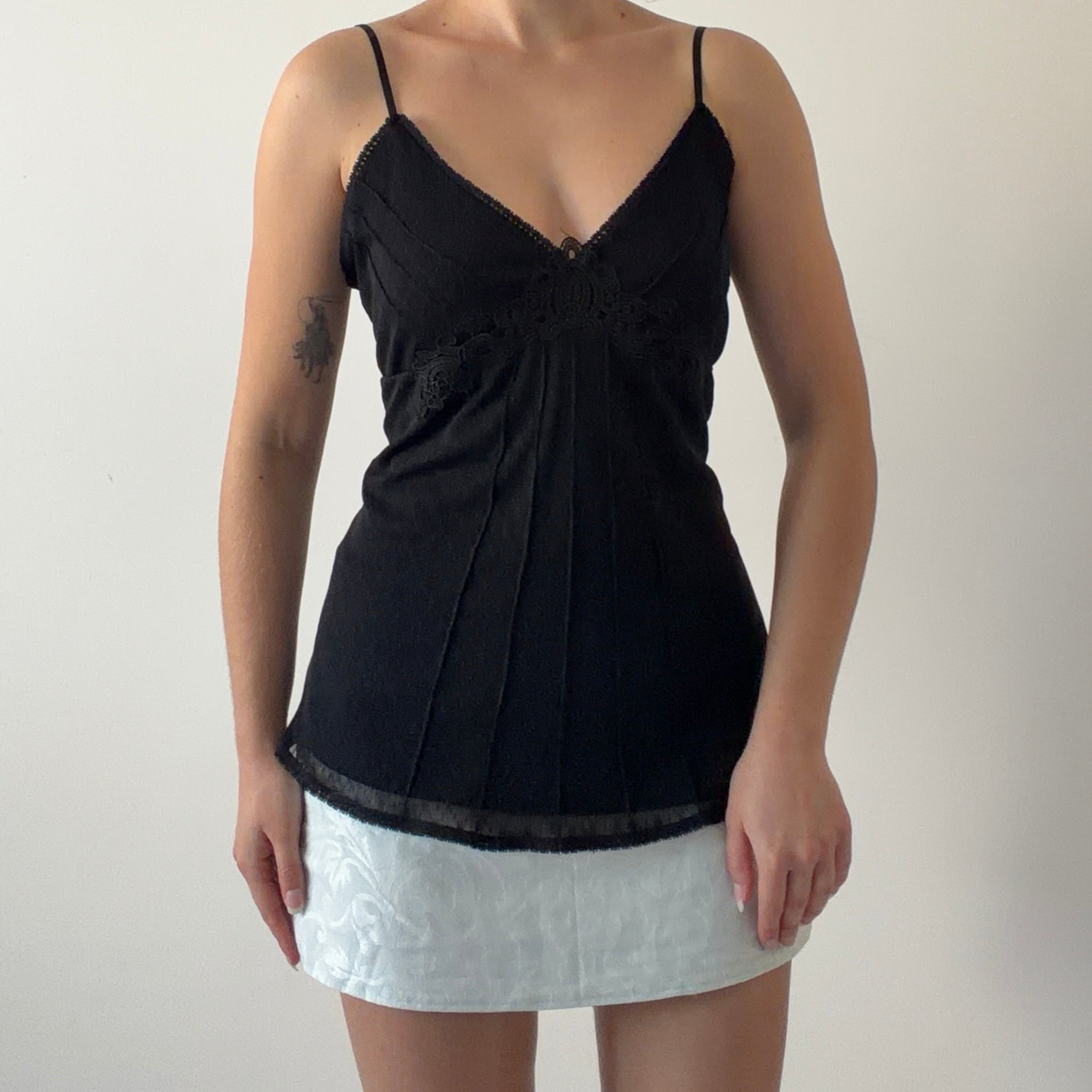 No Boundaries Lace Cami Top | 10-12