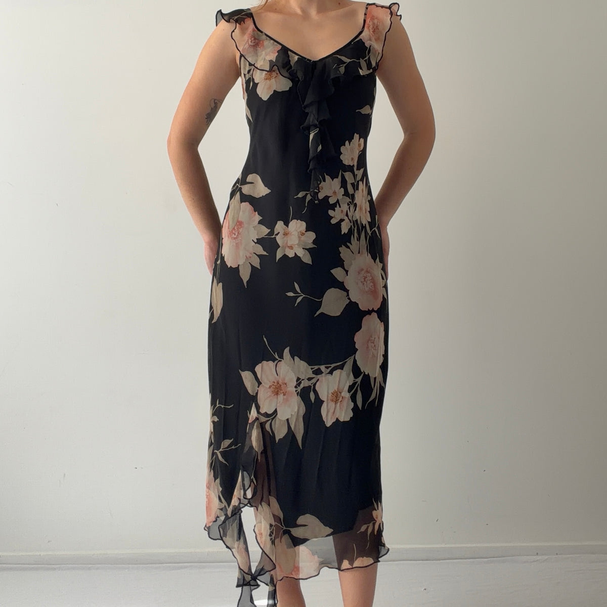 Dressbarn Ruffle Midi Dress | 10-12
