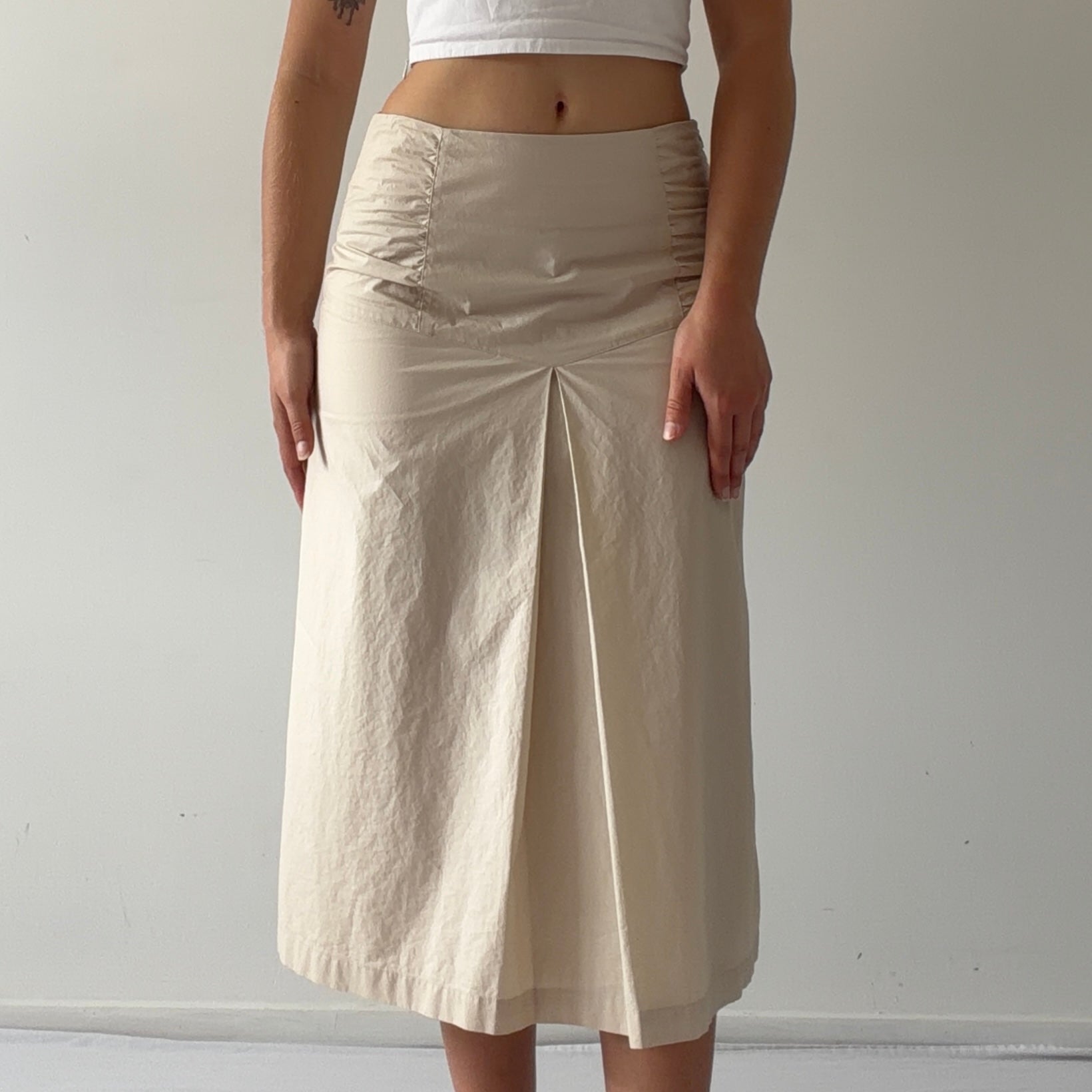 Eresistente Cream Midi Skirt | 6-10