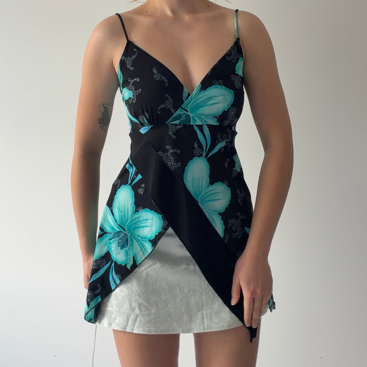 Kiwi Asymmetric Floral Cami | M