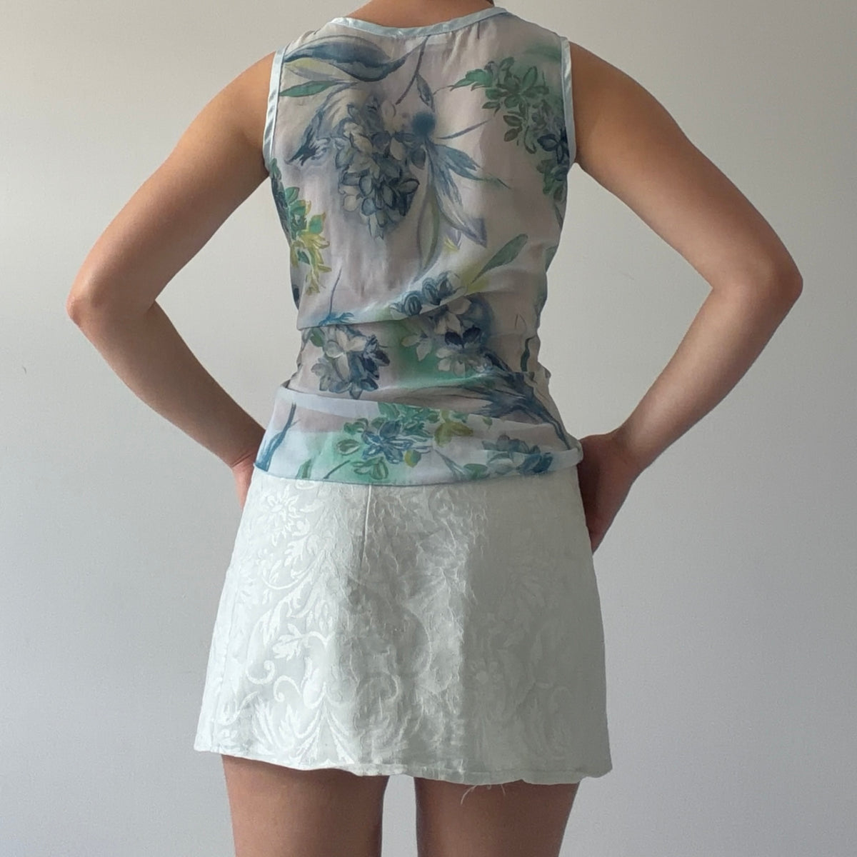 LA Intimates Floral Wrap Top | S