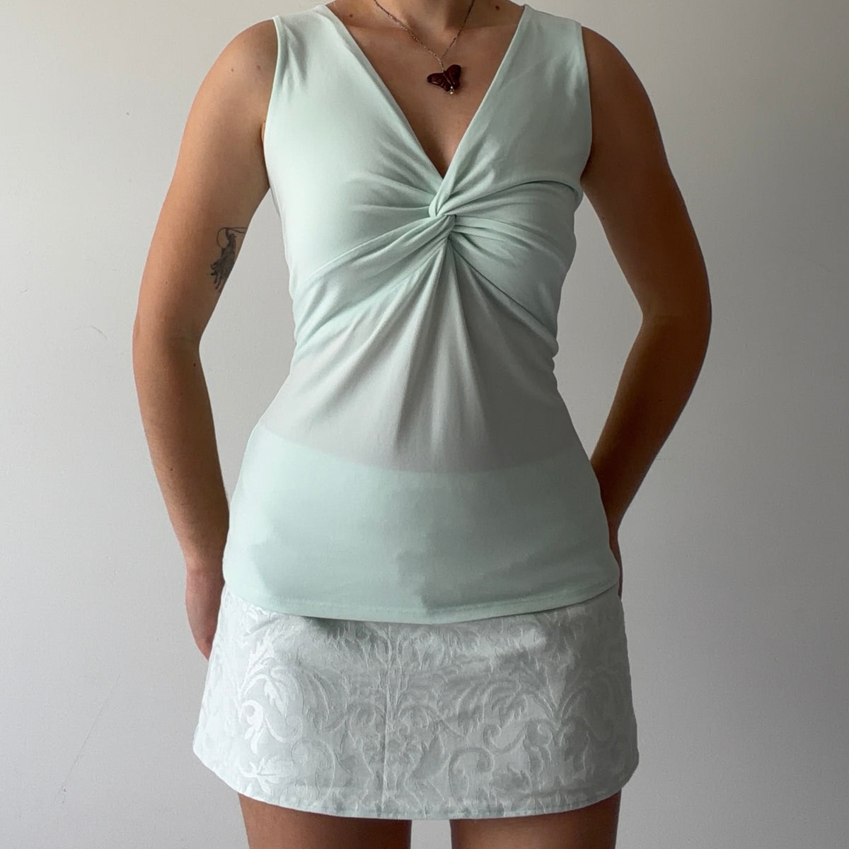 Venus Twist Cami Top | M