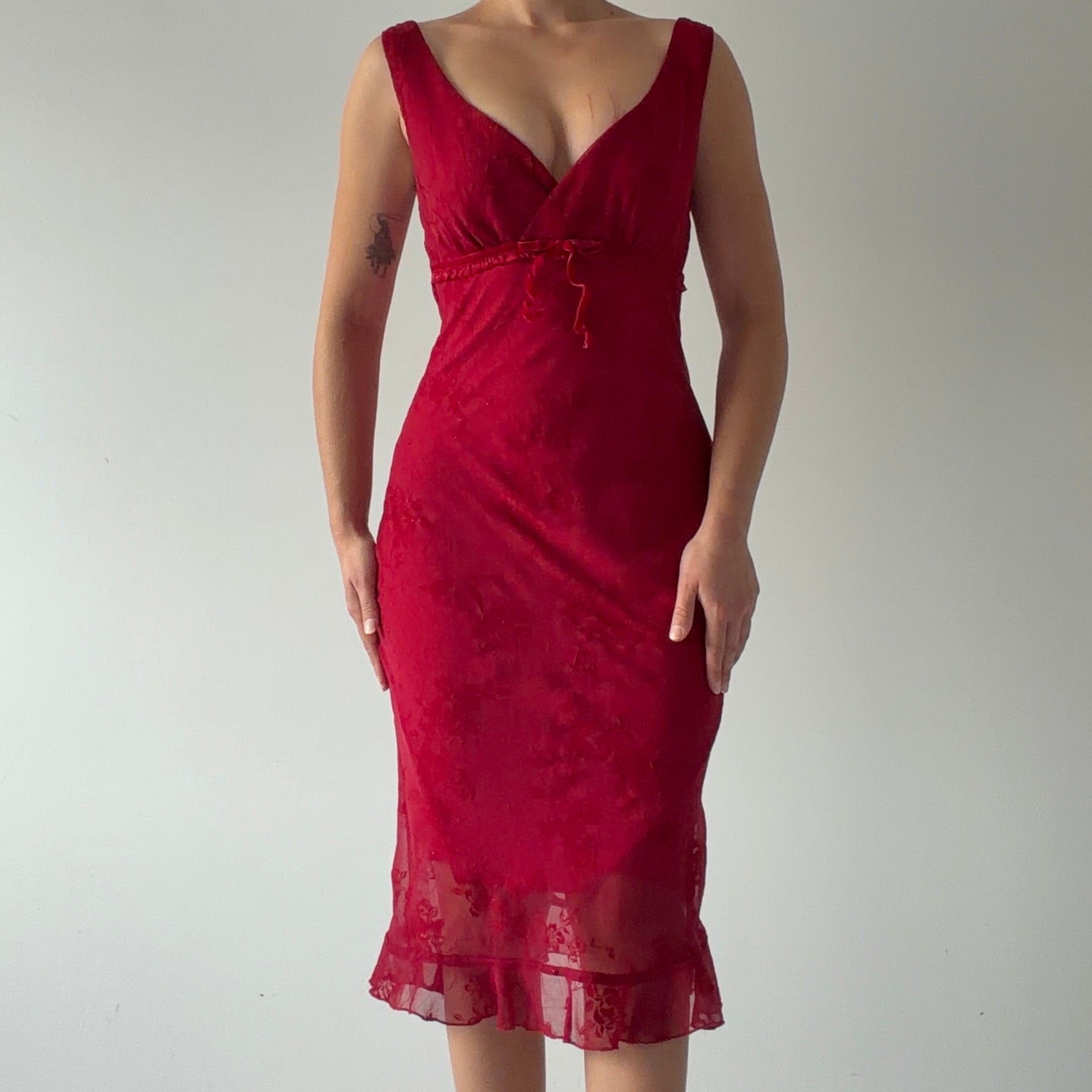 Ruby Rox Rose Midi Dress | M