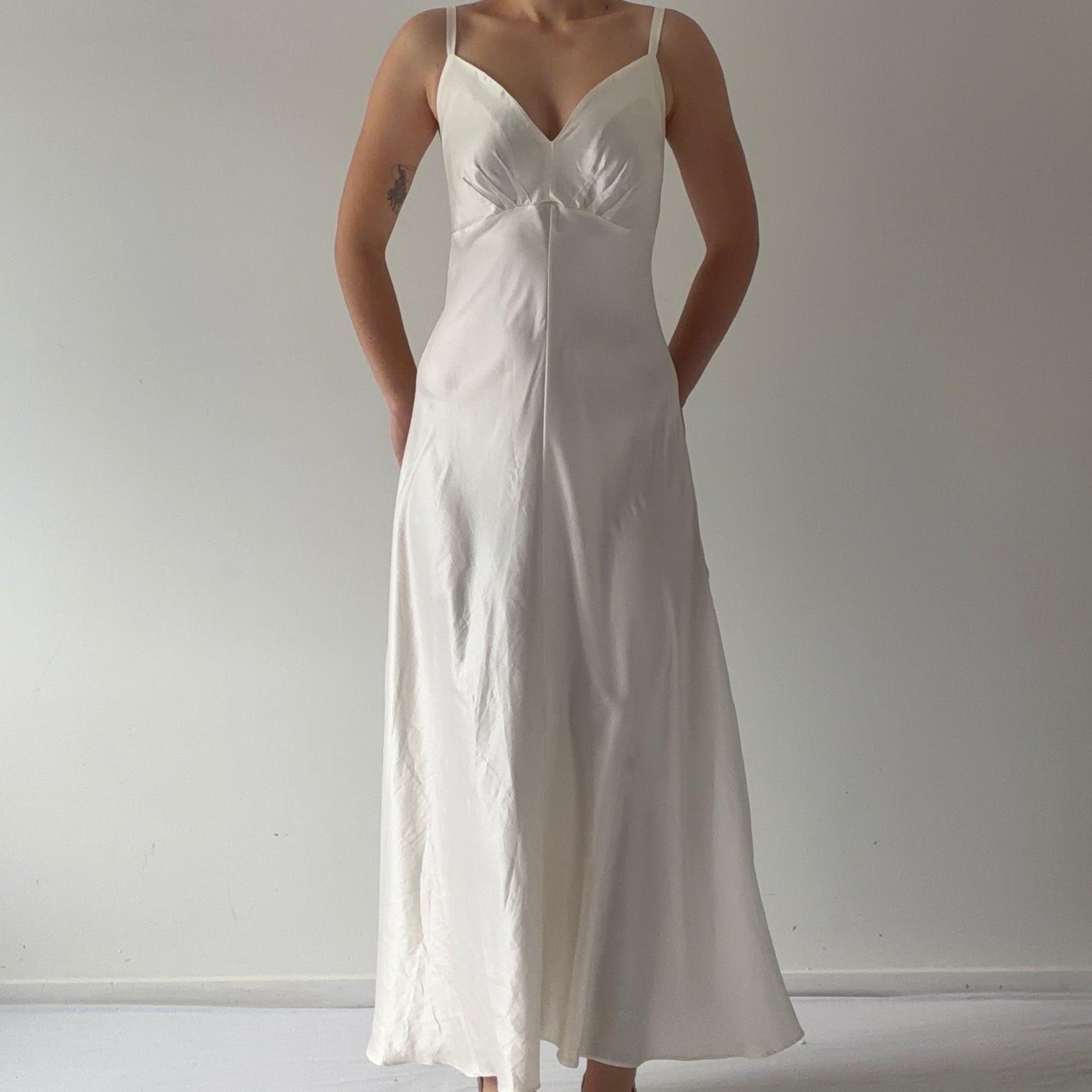 Victoria's Secret Gold Label Satin Maxi | M