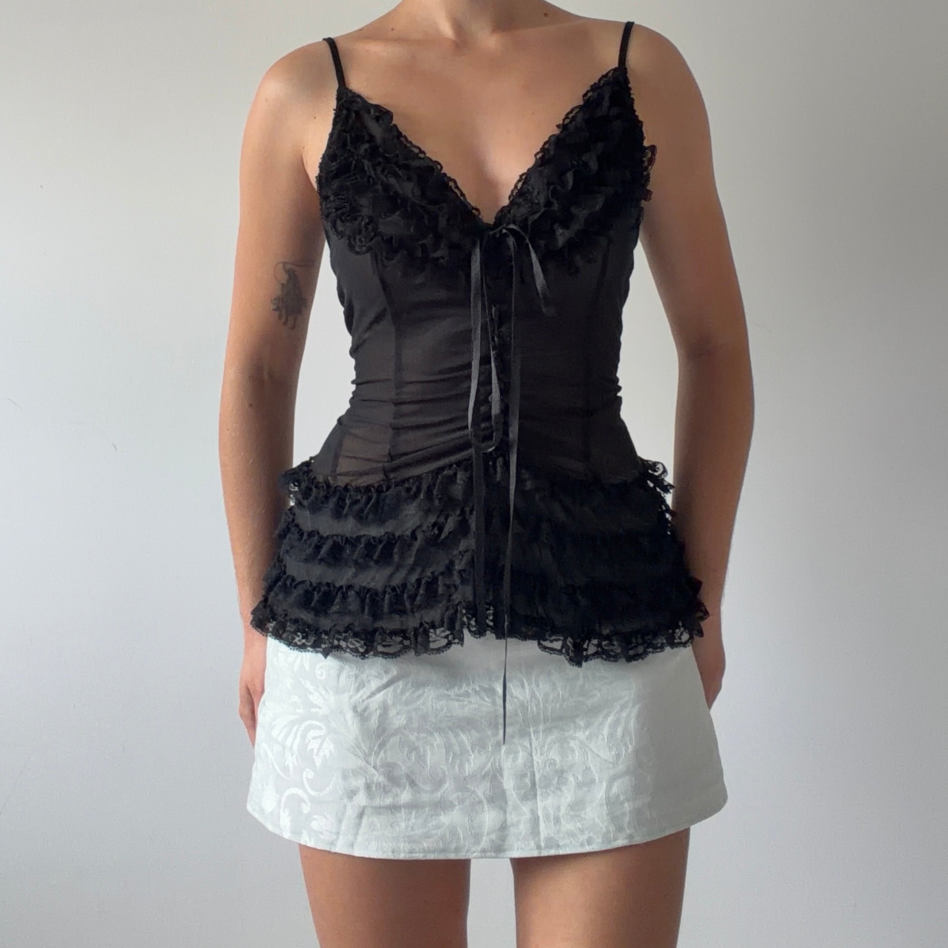 Frederick's of Hollywood Ruffle Top | L-XL