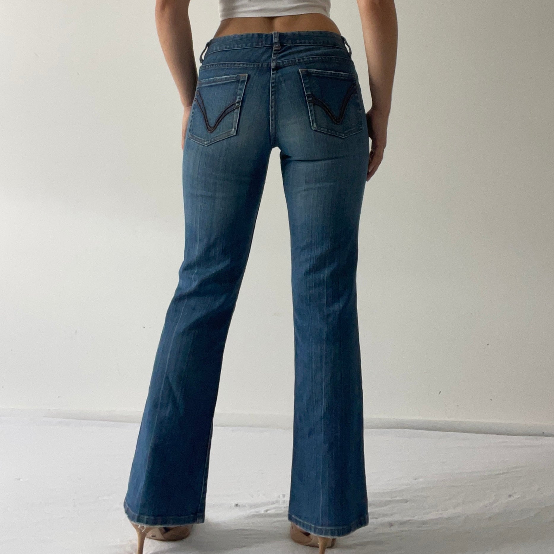Sussan Low Rise Jeans | 6-8