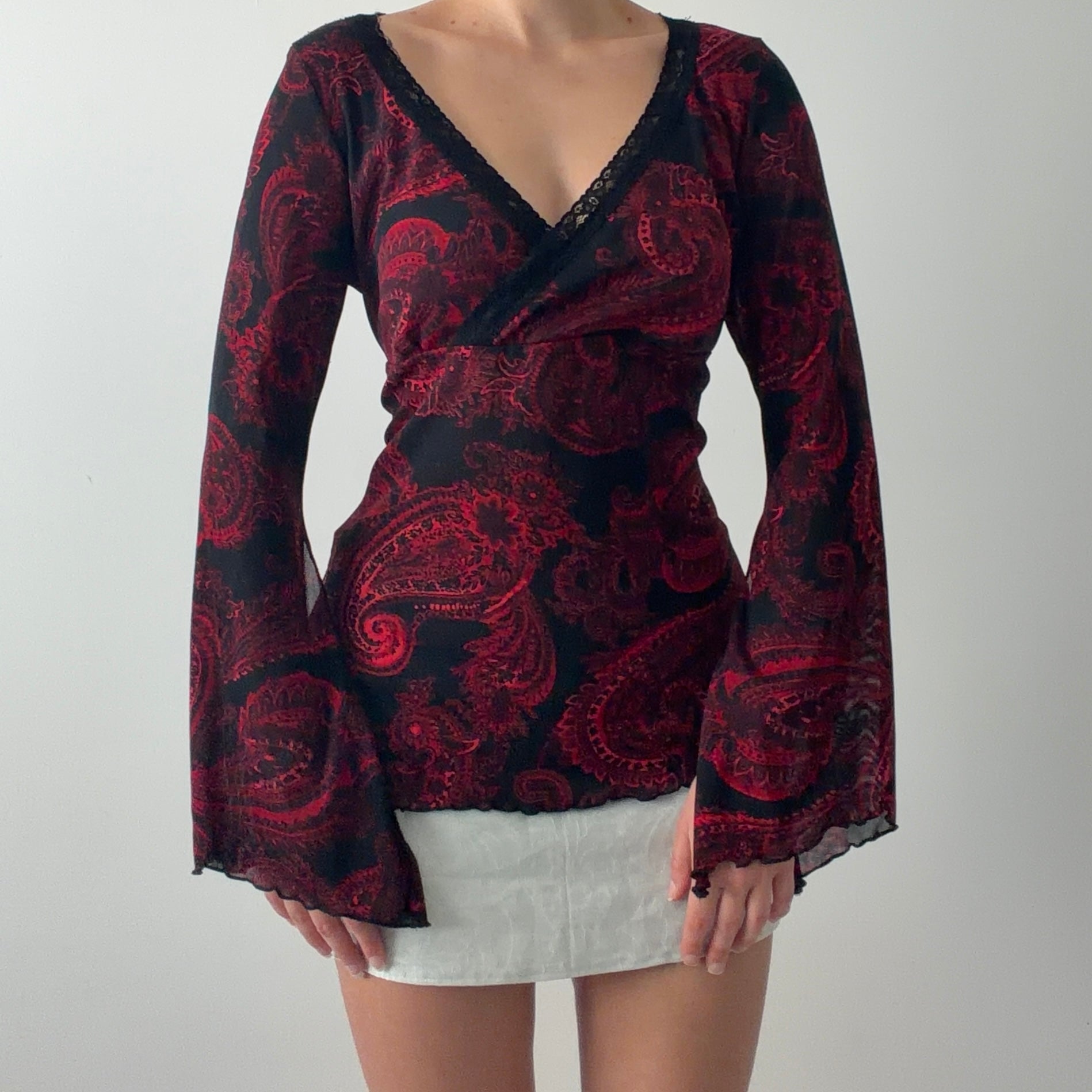 Fashion Bug Bell Sleeve Top | Made in USA | L