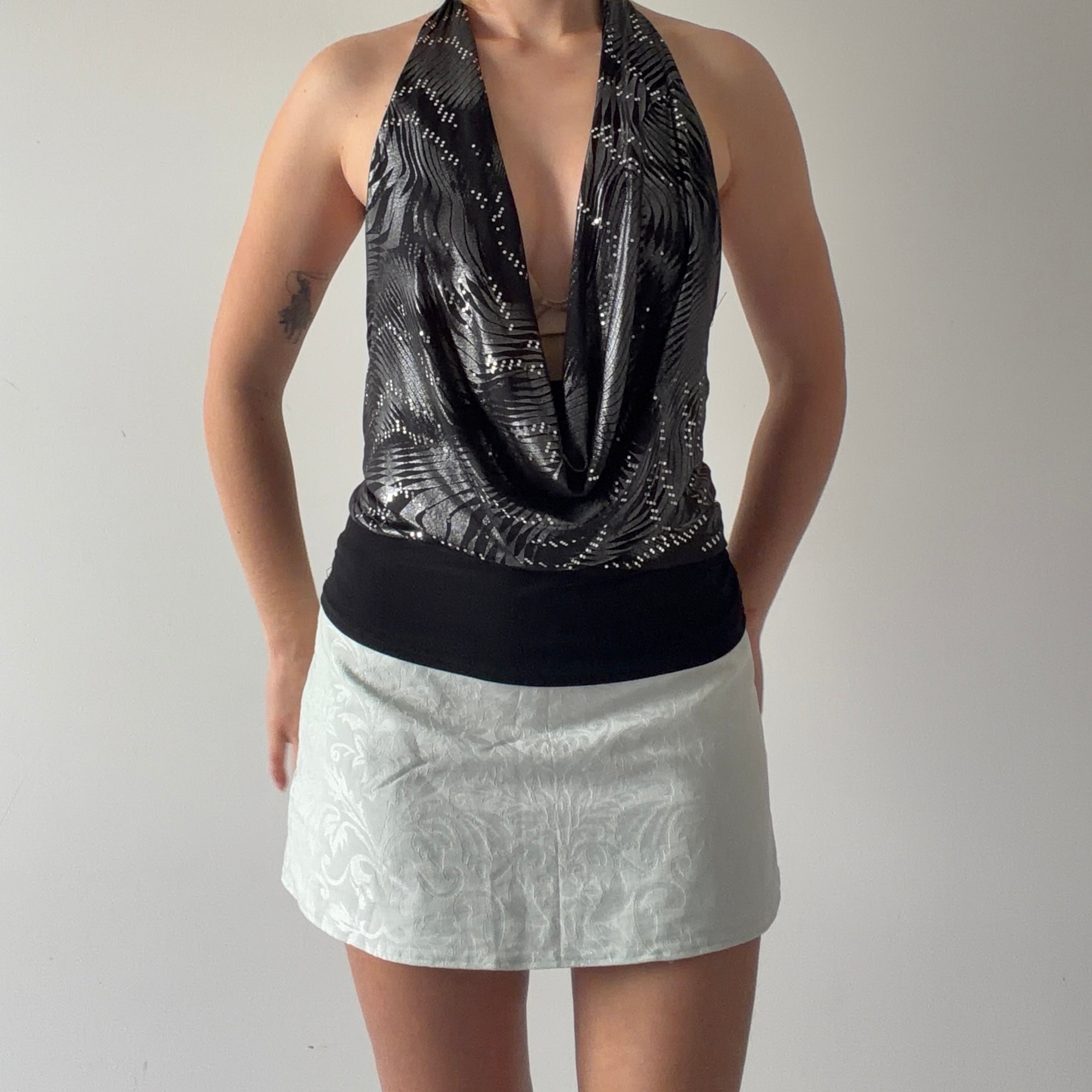 Gidani USA Halter Cowl Top | M