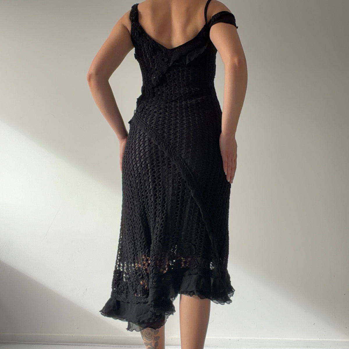 Crochet Ruffle Midi Dress | S