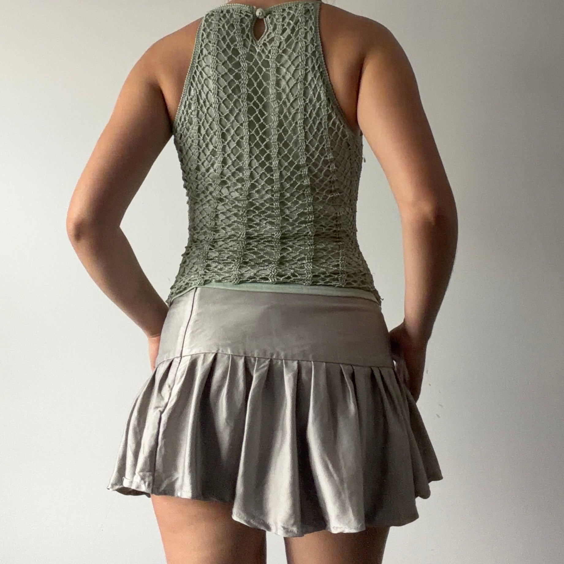 Quiz Beaded Crochet Top | S