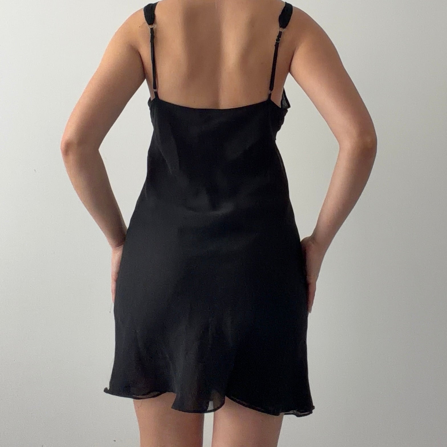 Darjeeling Embroidered Slip Dress | M