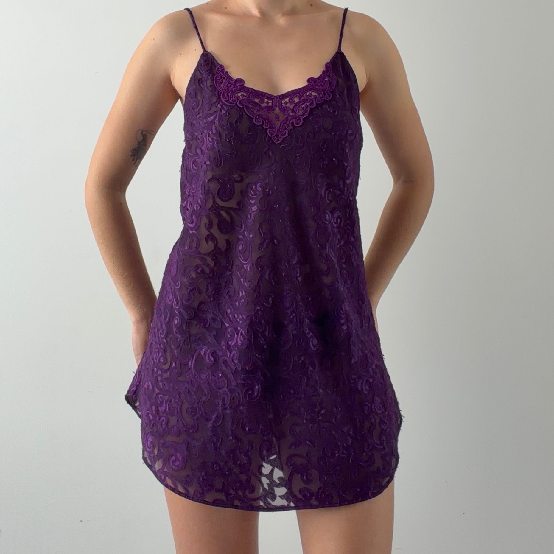 Lucie Ann Slip Dress | M