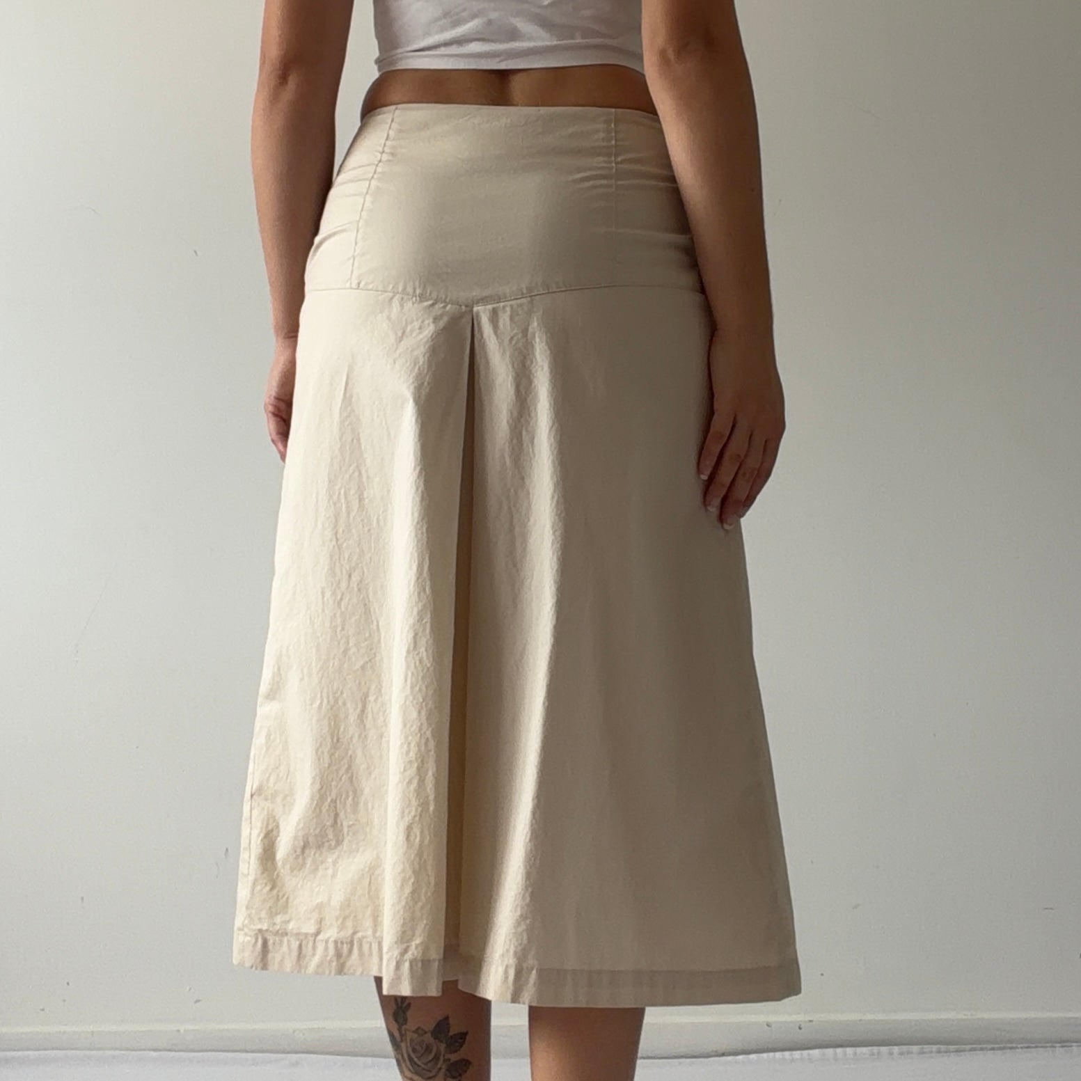 Eresistente Cream Midi Skirt | 6-10
