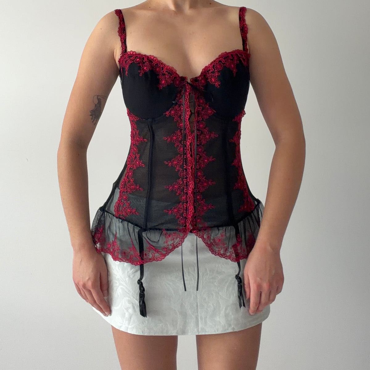 La Vie En Rose Lace Corset | 14-16