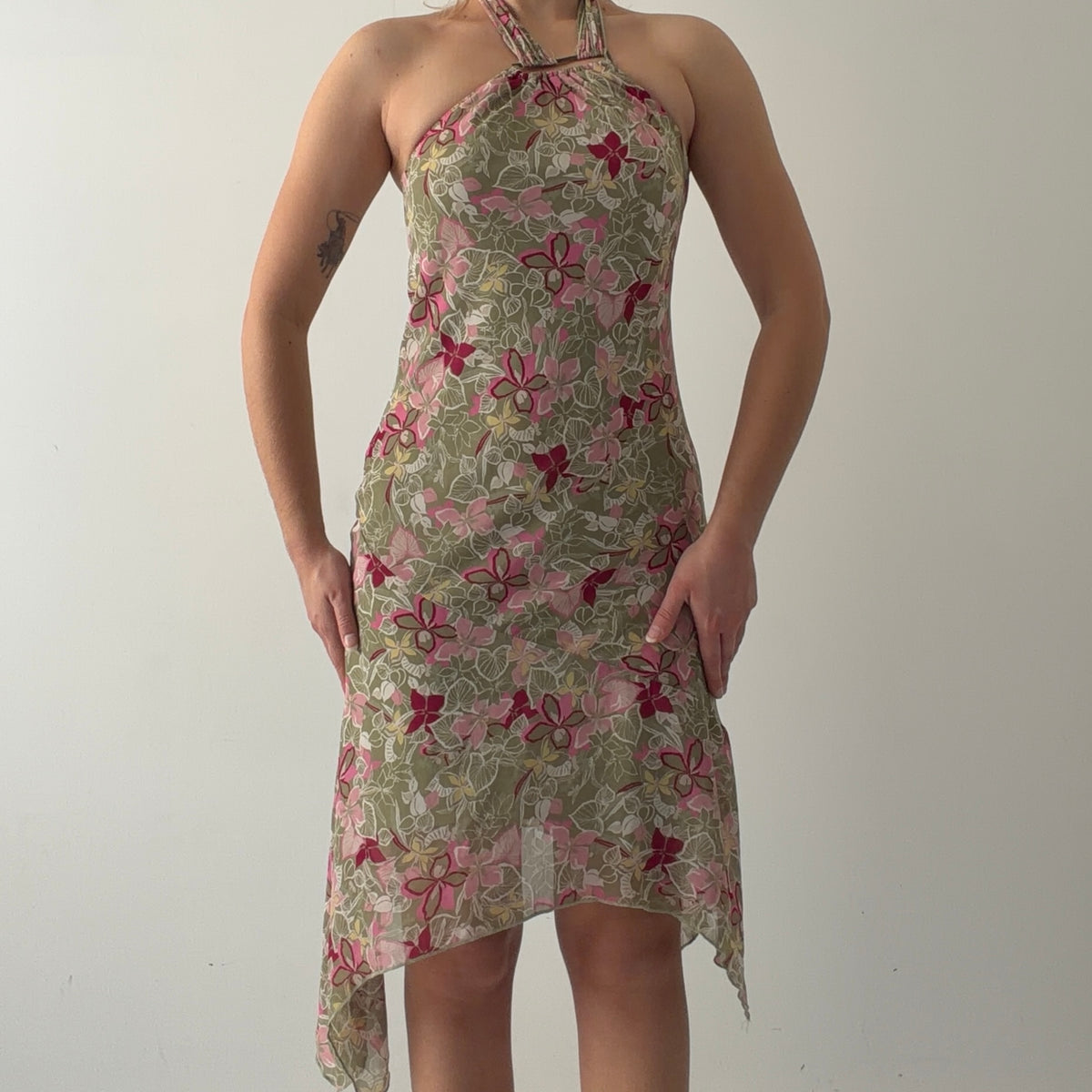 Hot Kiss Halter Midi Dress | S-M