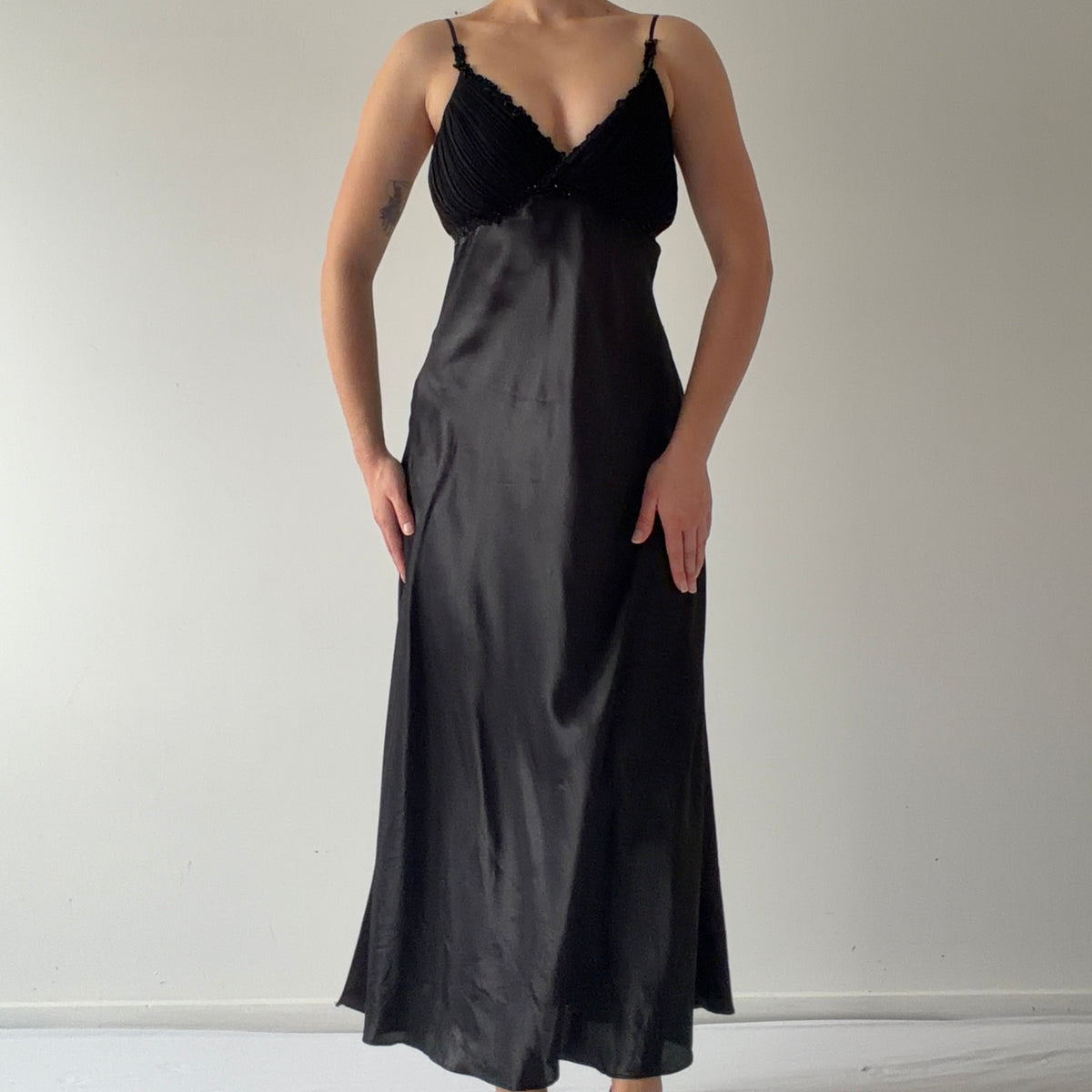 Flora Nikrooz Satin Slip Dress | M