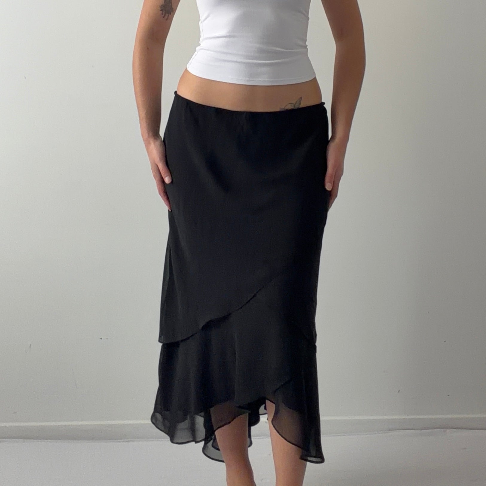 Dressbarn Ruffle Midi Skirt | Made in USA | L