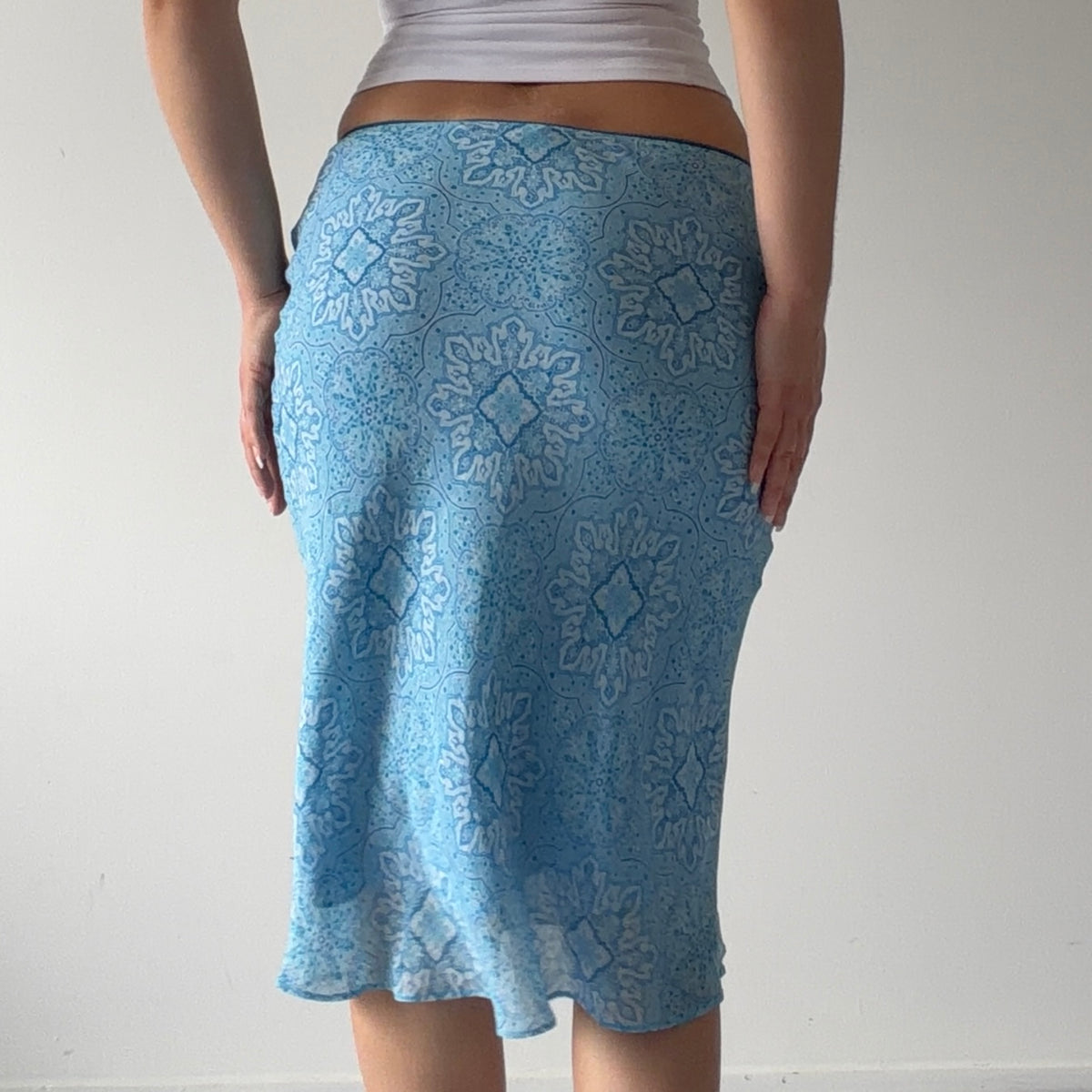 To A T Midi Skirt | XS-S