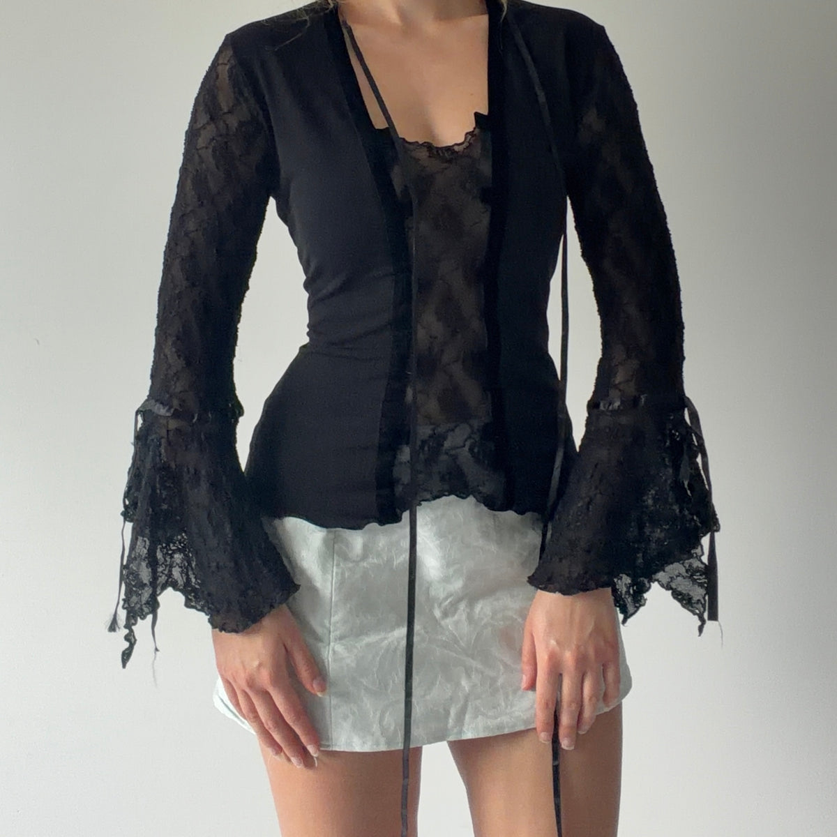 Forever 21 Bell Sleeve Top | M-L