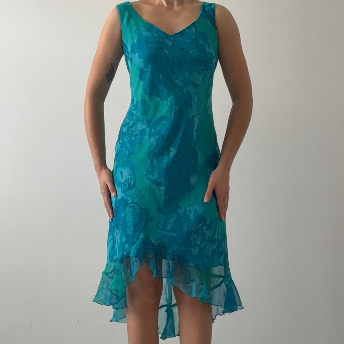 Meghan Matthews Floral Midi Dress | M
