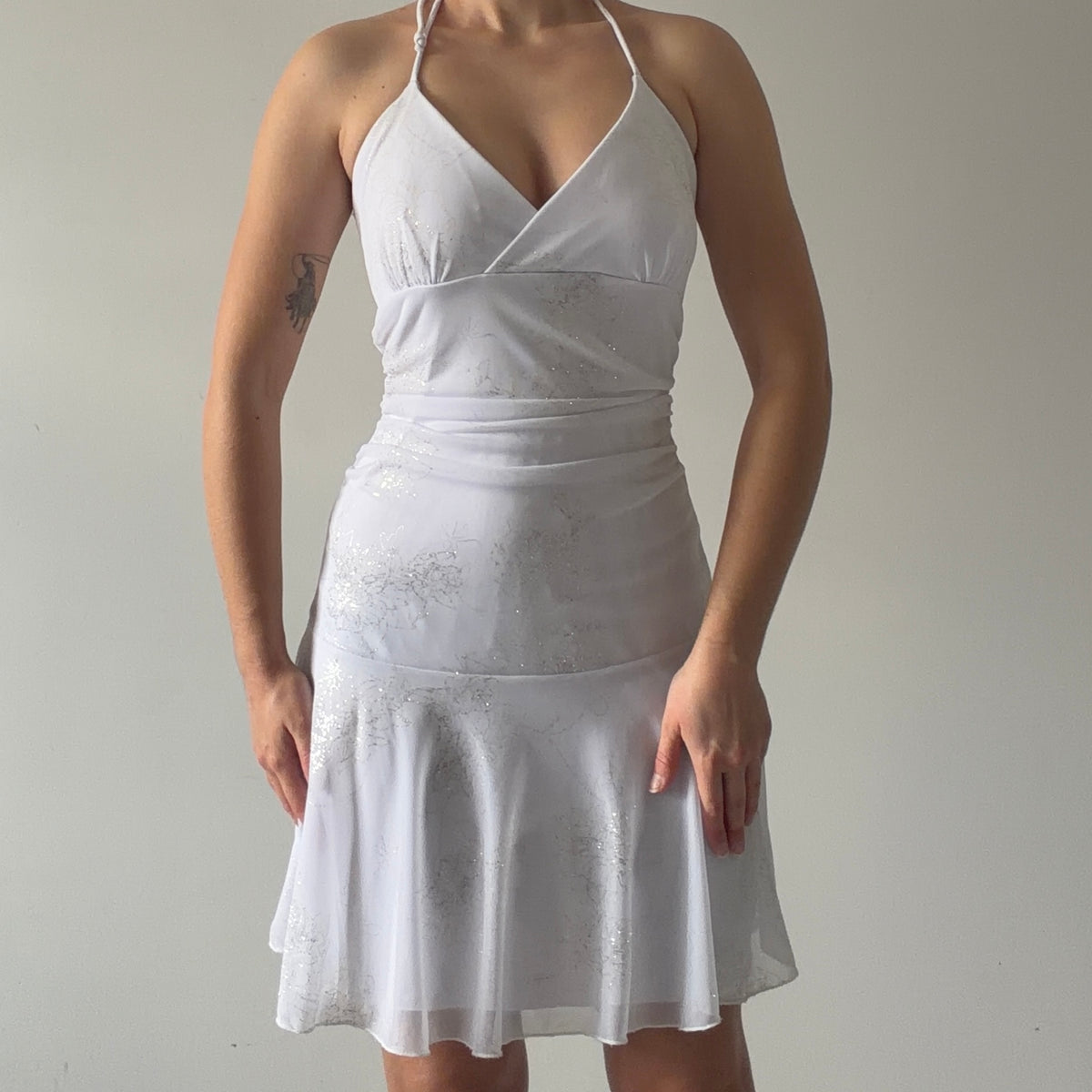 Taboo Halter Midi Dress | 10-12