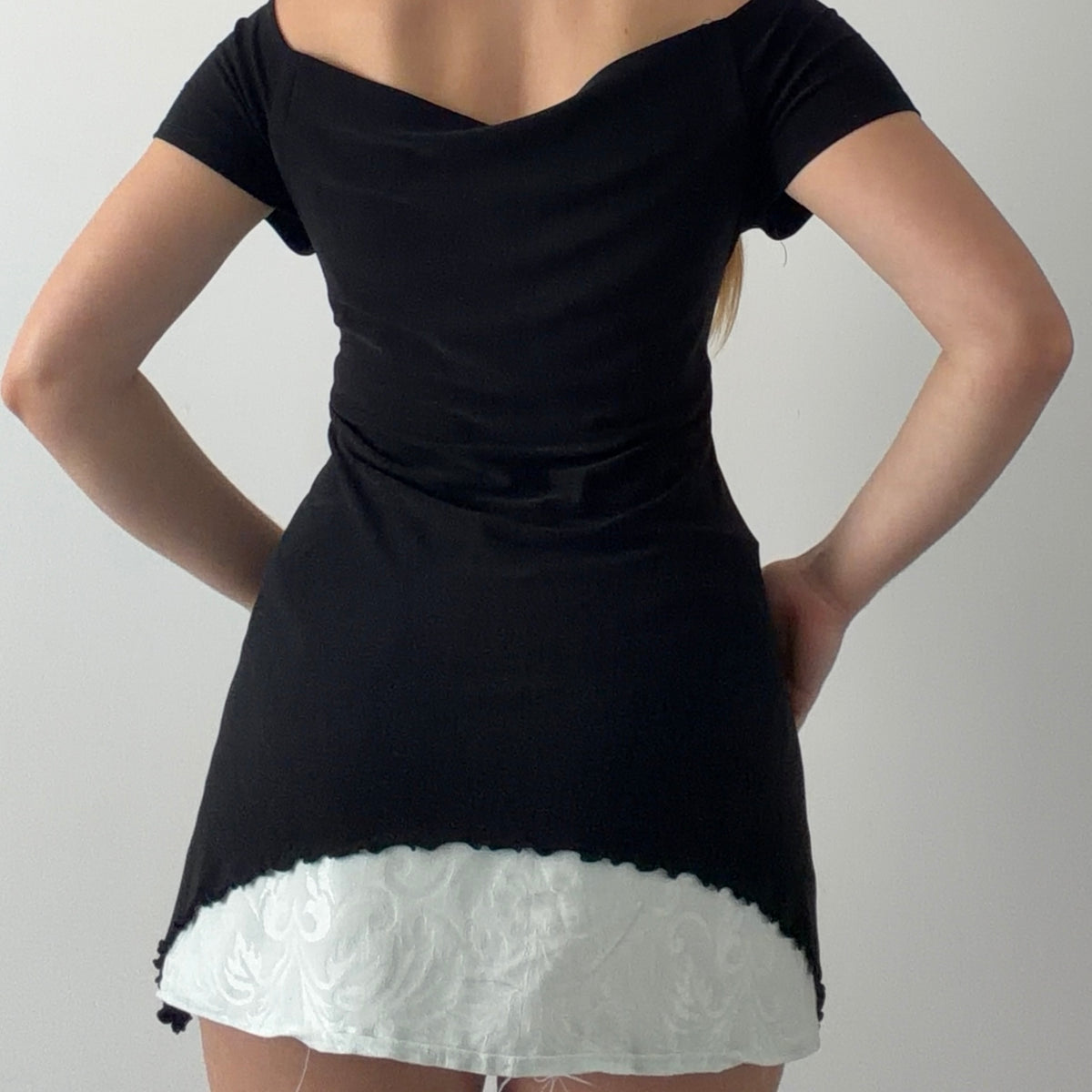 Vol 1 Asymmetric Top | XL