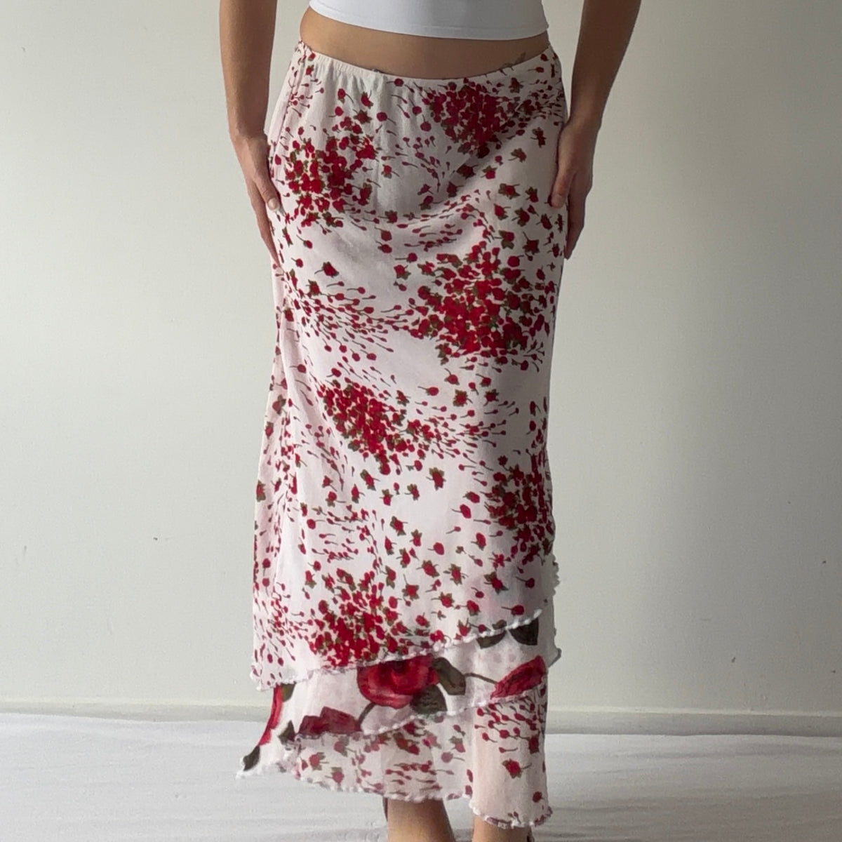Italian Rose Mesh Midi Skirt | M-L