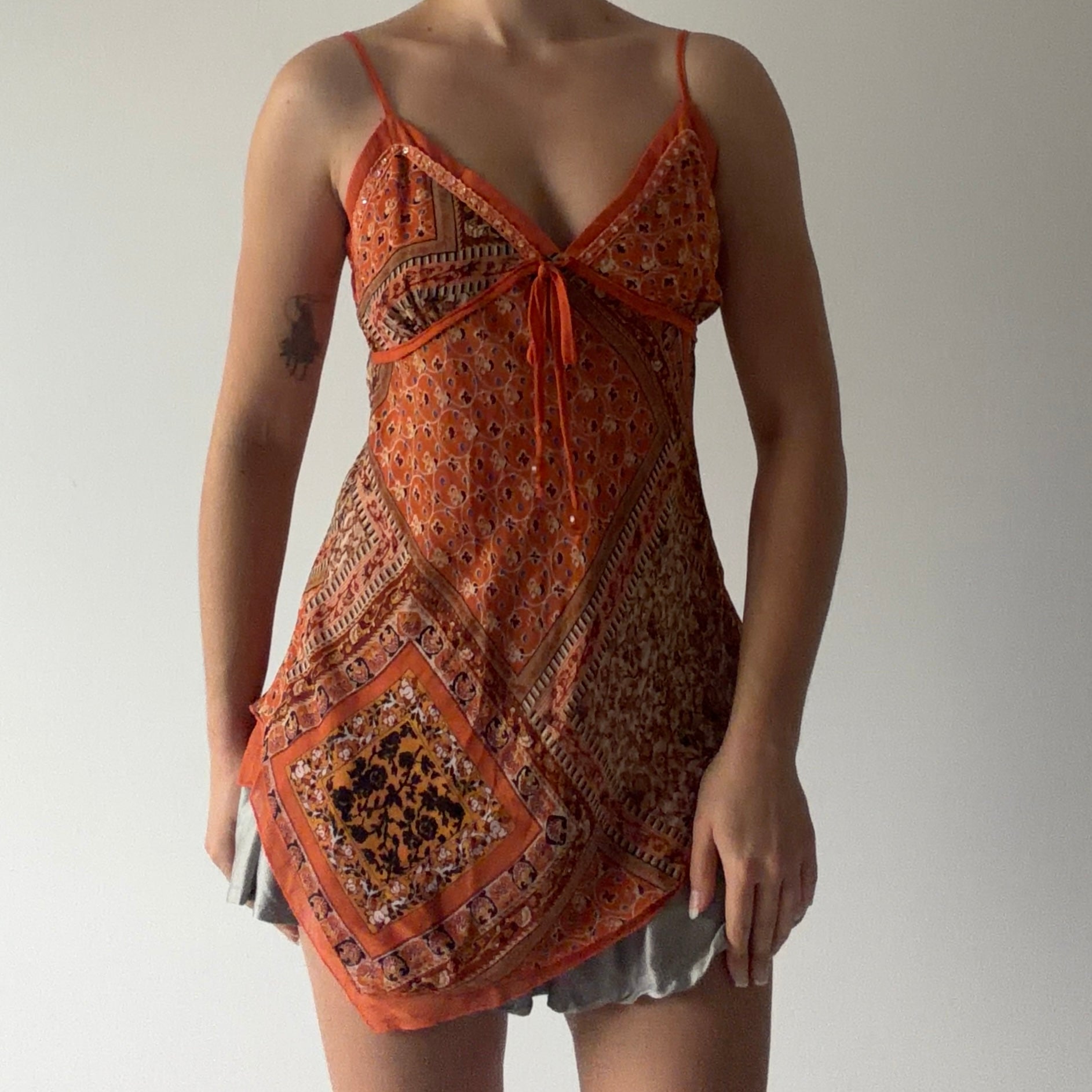 Hot Options Asymmetric Cami | M