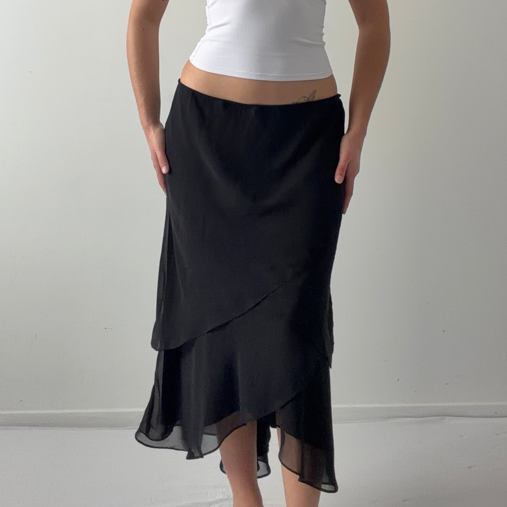 Dressbarn Ruffle Midi Skirt | Made in USA | L