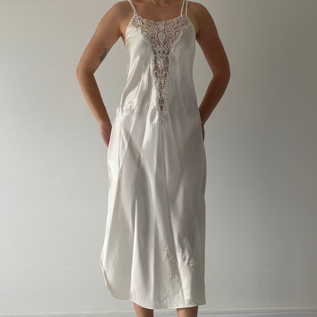 Intimo Amore Satin Midi Slip Dress | M