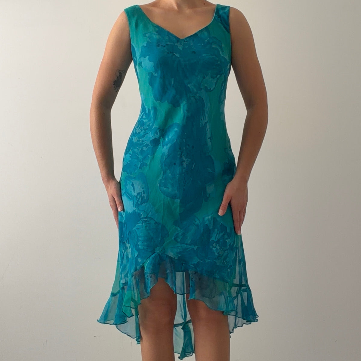 Meghan Matthews Floral Midi Dress | M