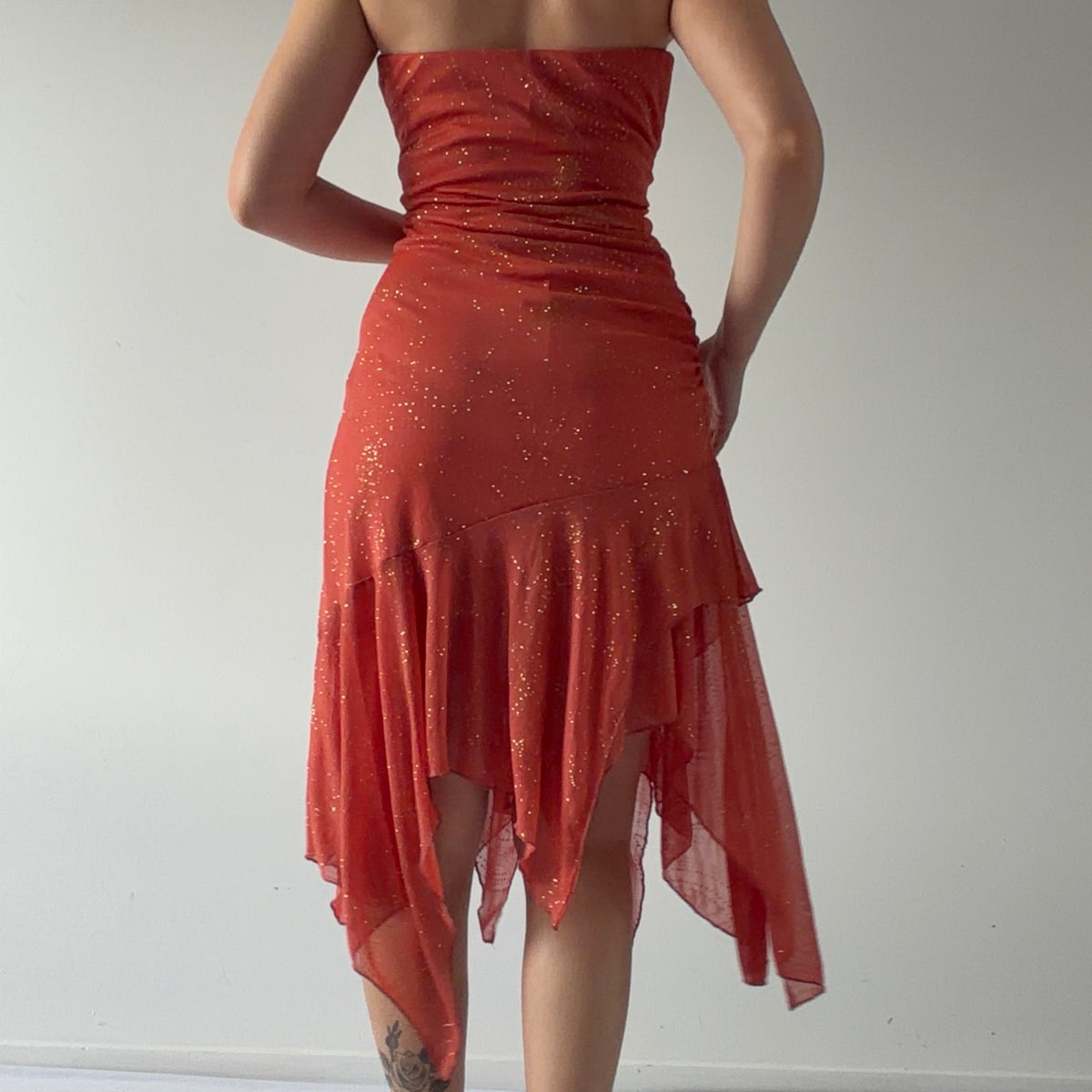 Kitty Strapless Asymmetric Dress | M