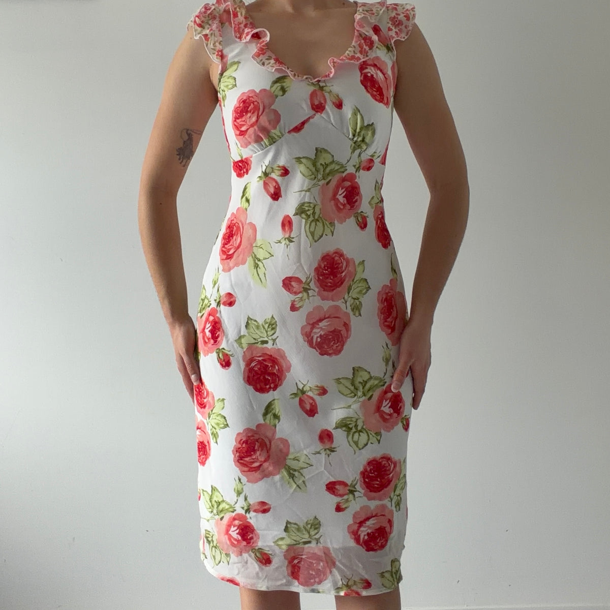 My Michelle Rose Midi Dress | S