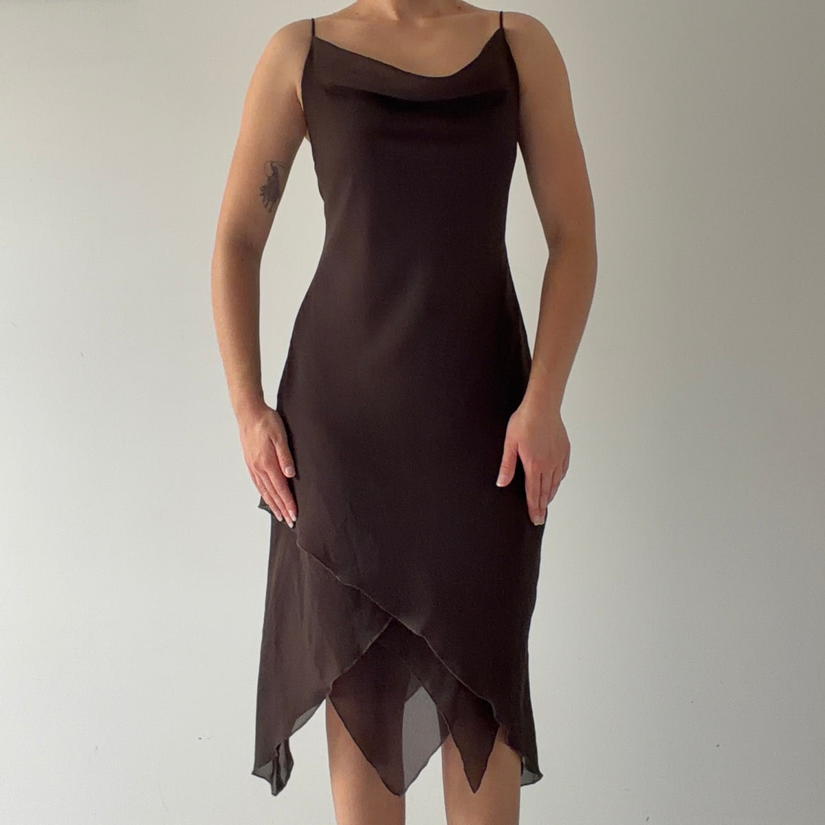 Jessica Cowl Midi Dress | L