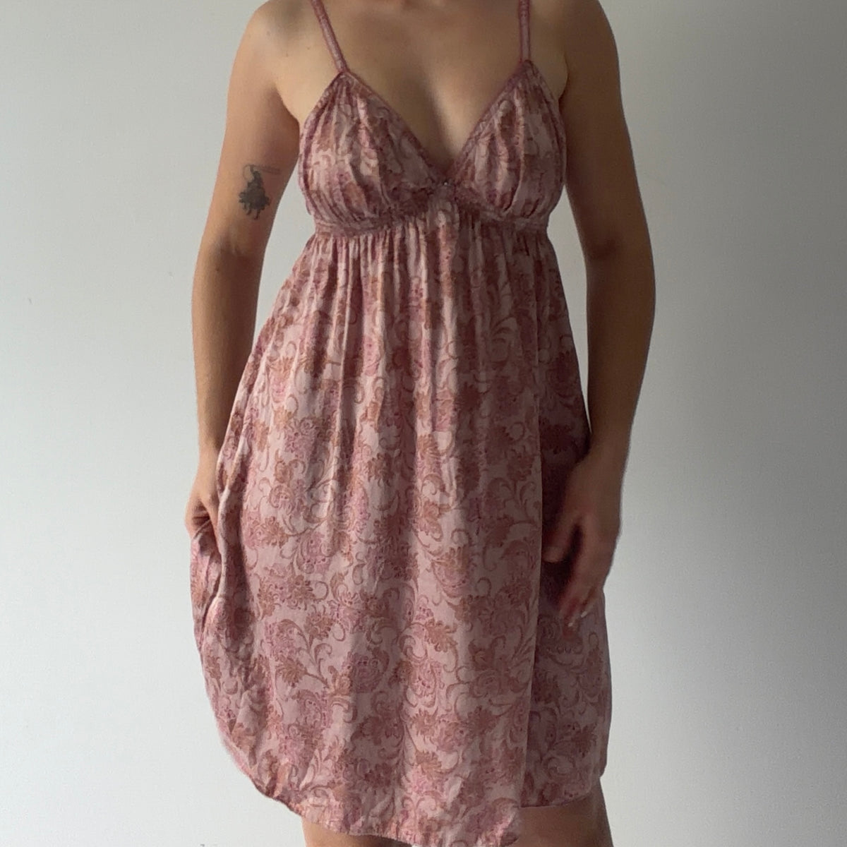09' Victoria's Secret Paisley Midi Dress | L