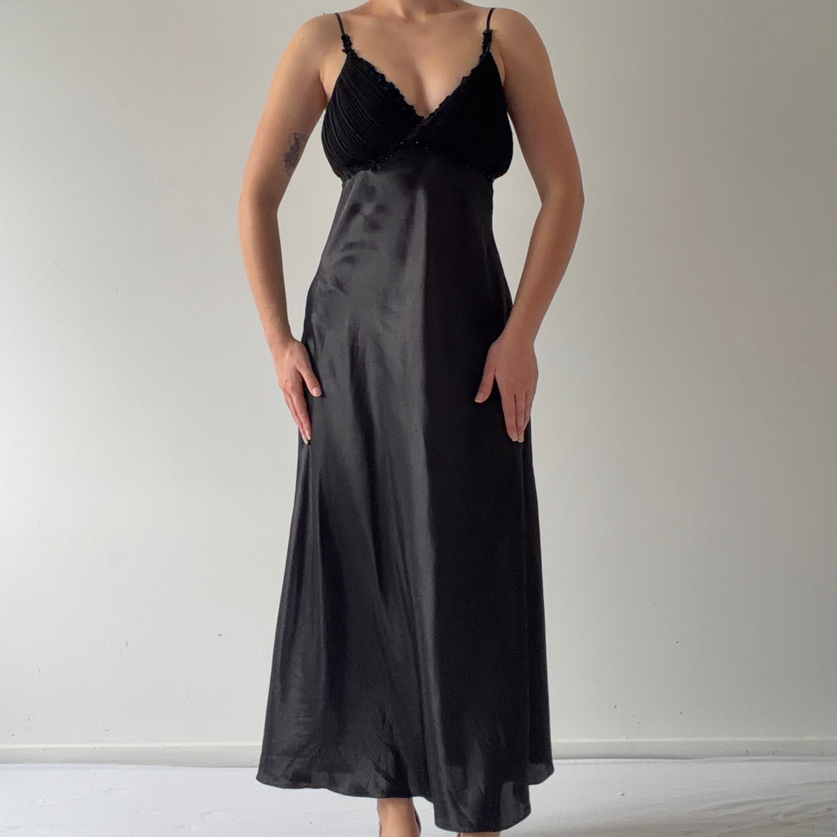 Flora Nikrooz Satin Slip Dress | M