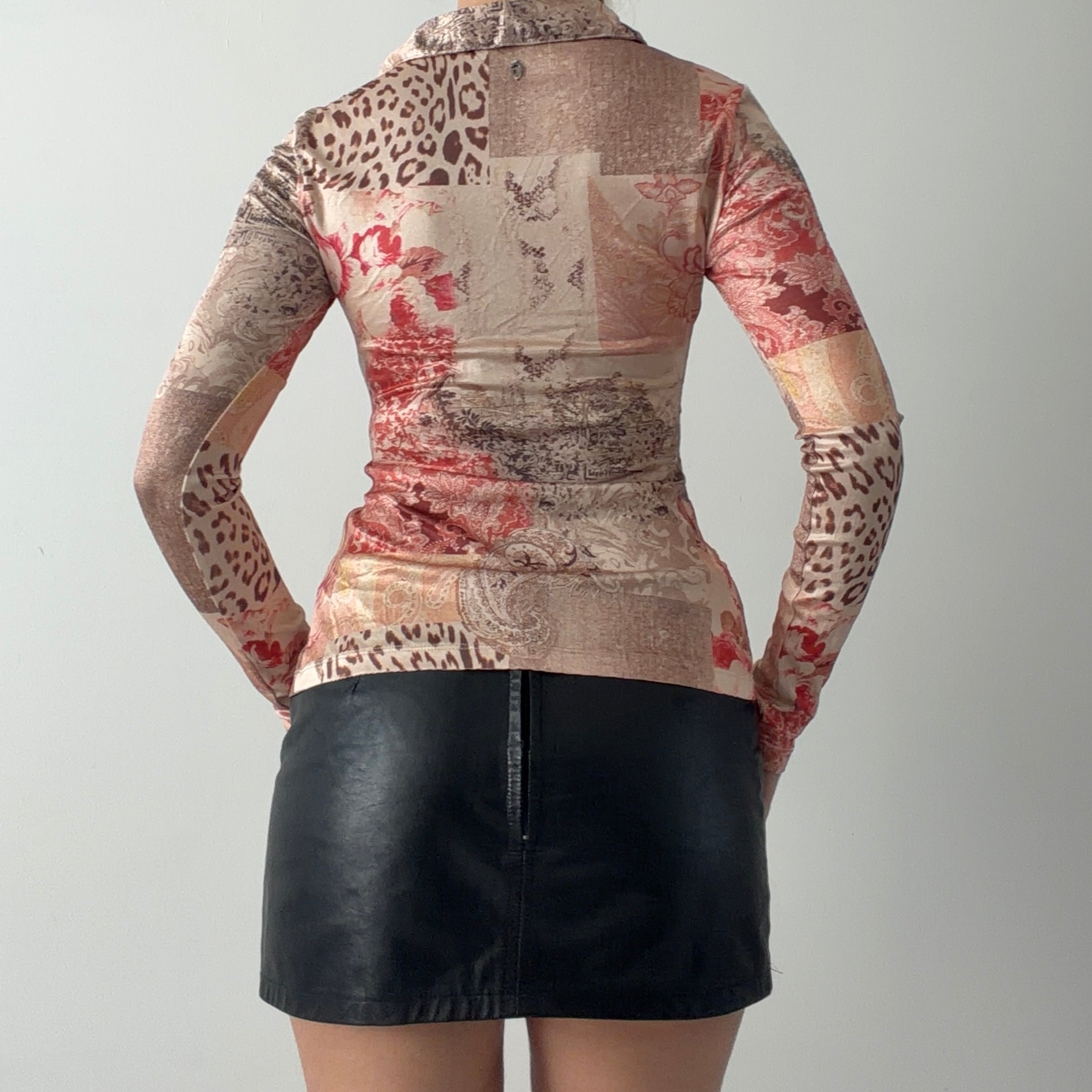 Guess Ruched Long Sleeve | XS