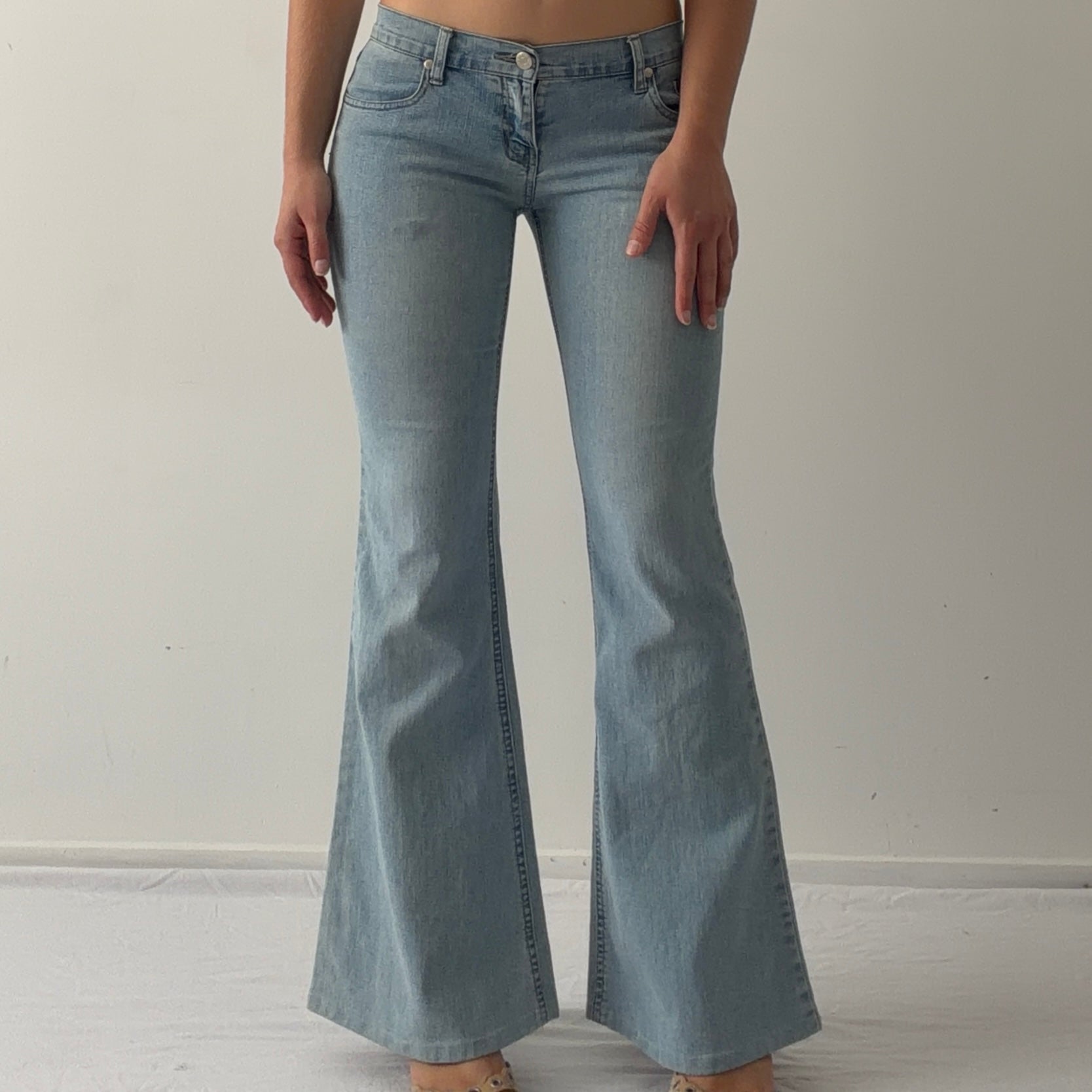 00s Supré Super Low Flare Jeans | XS