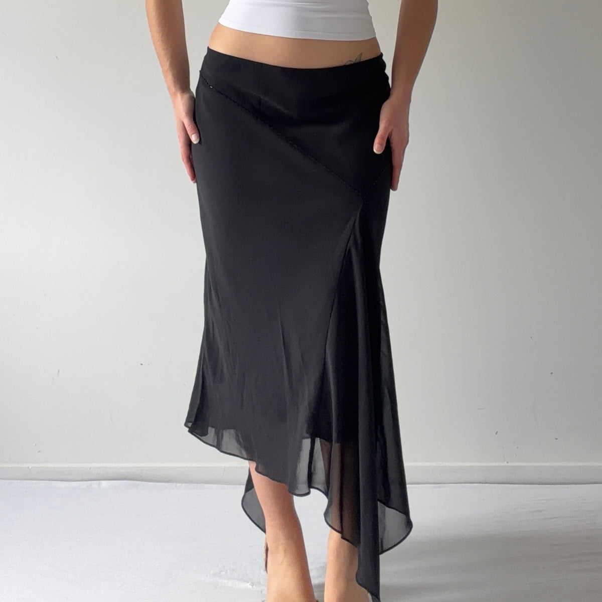 Reitmans Asymmetric Midi Skirt | M-L