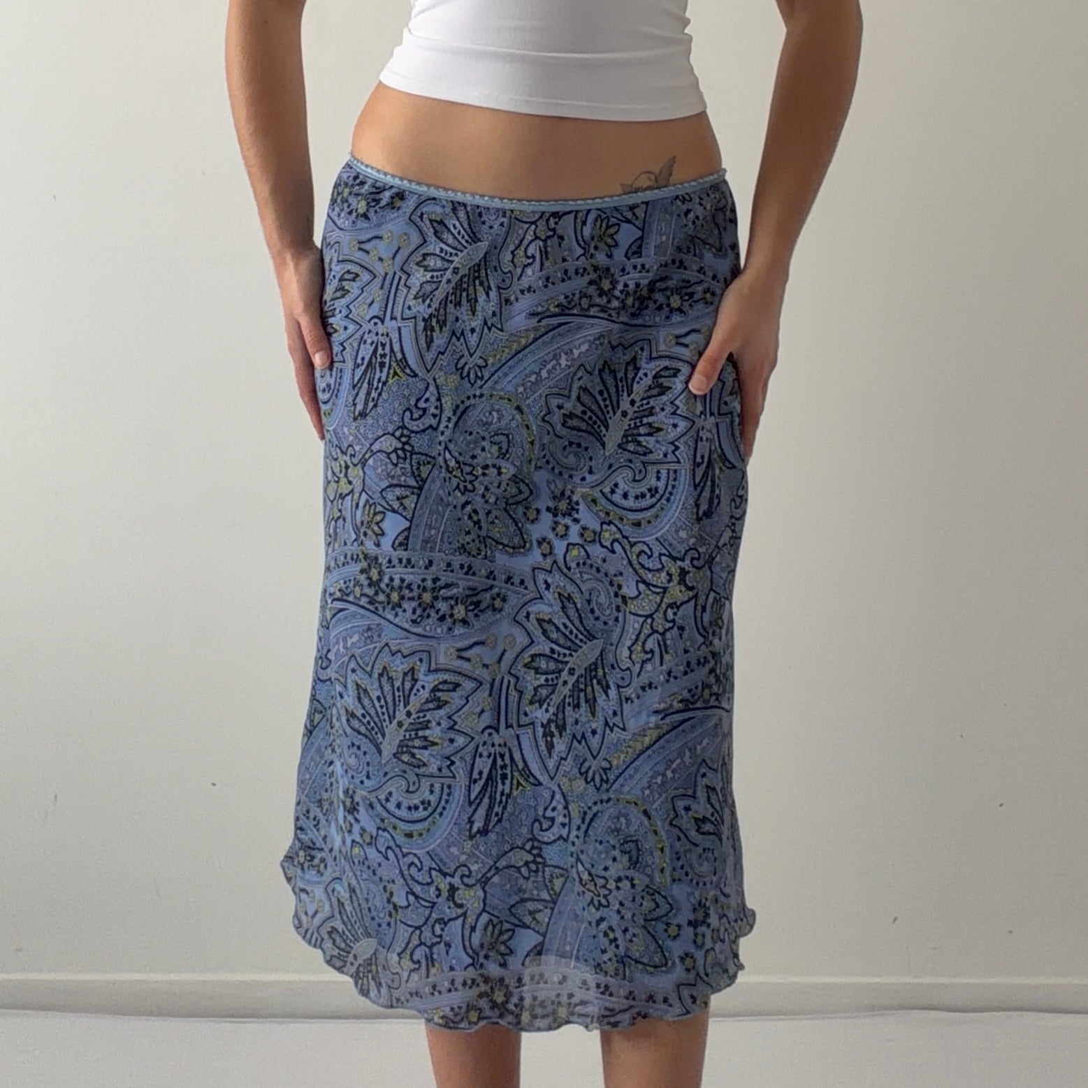 Apostrophe Paisley Midi Skirt | 10-12
