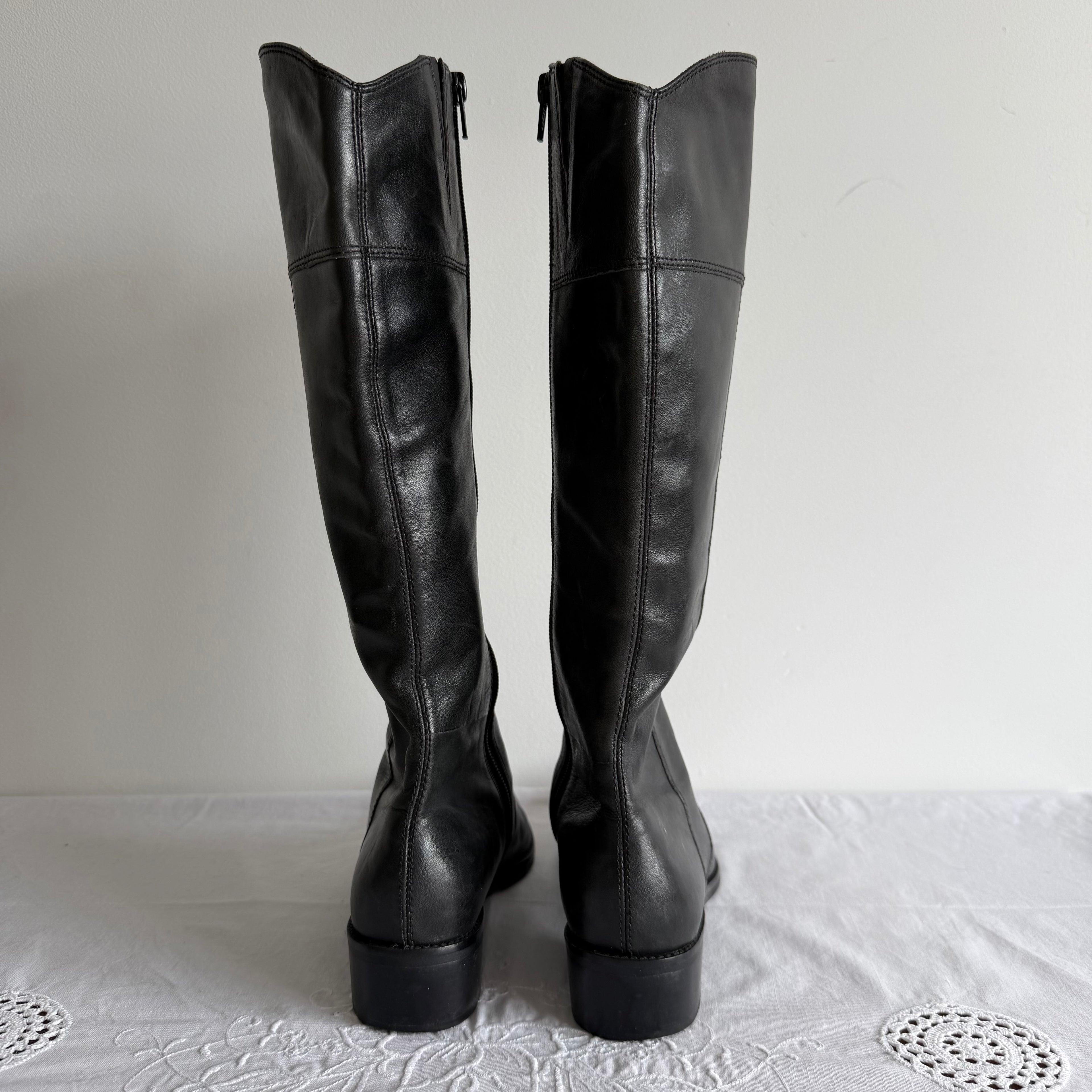 Andrē Knee High Leather Boots | EU 36 / US 5 / UK 3