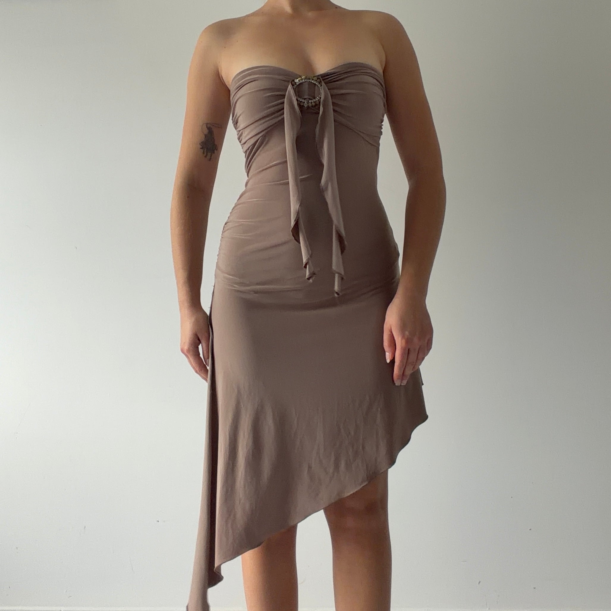 Sisters Point Strapless Asymmetric Dress | S/M