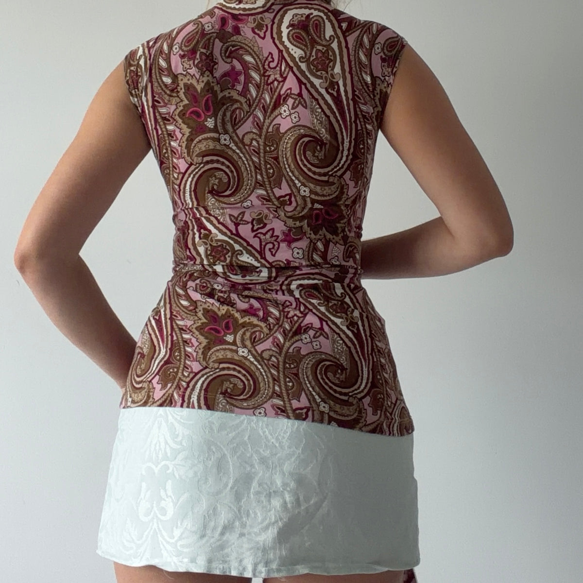 Jessica Paisley Wrap Top | M