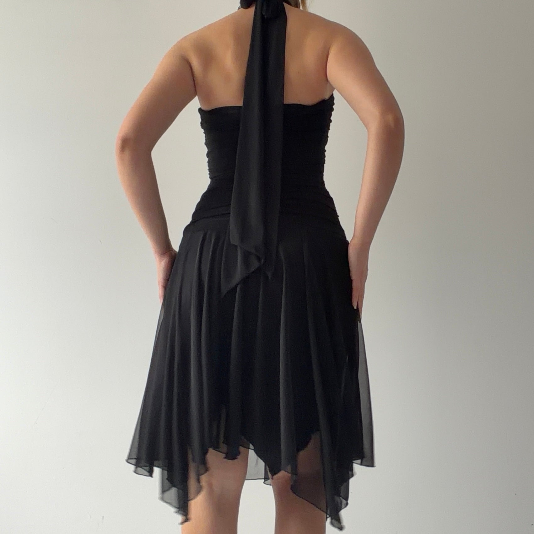 Le Chateau Asymmetric Midi Dress | XXS