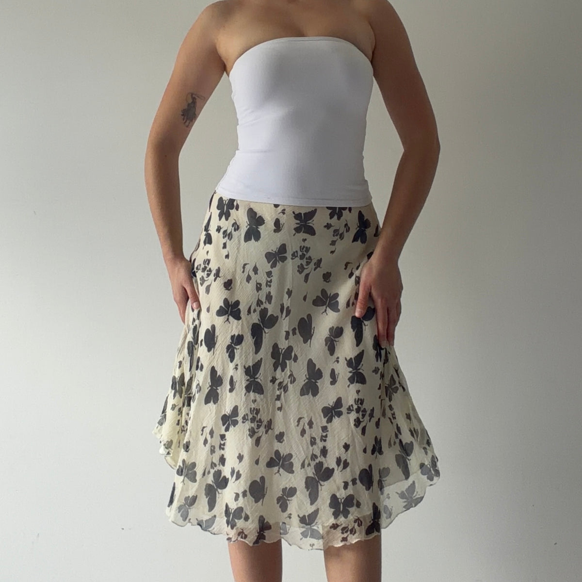 Ilyse Hart Silk Butterfly skirt | XS
