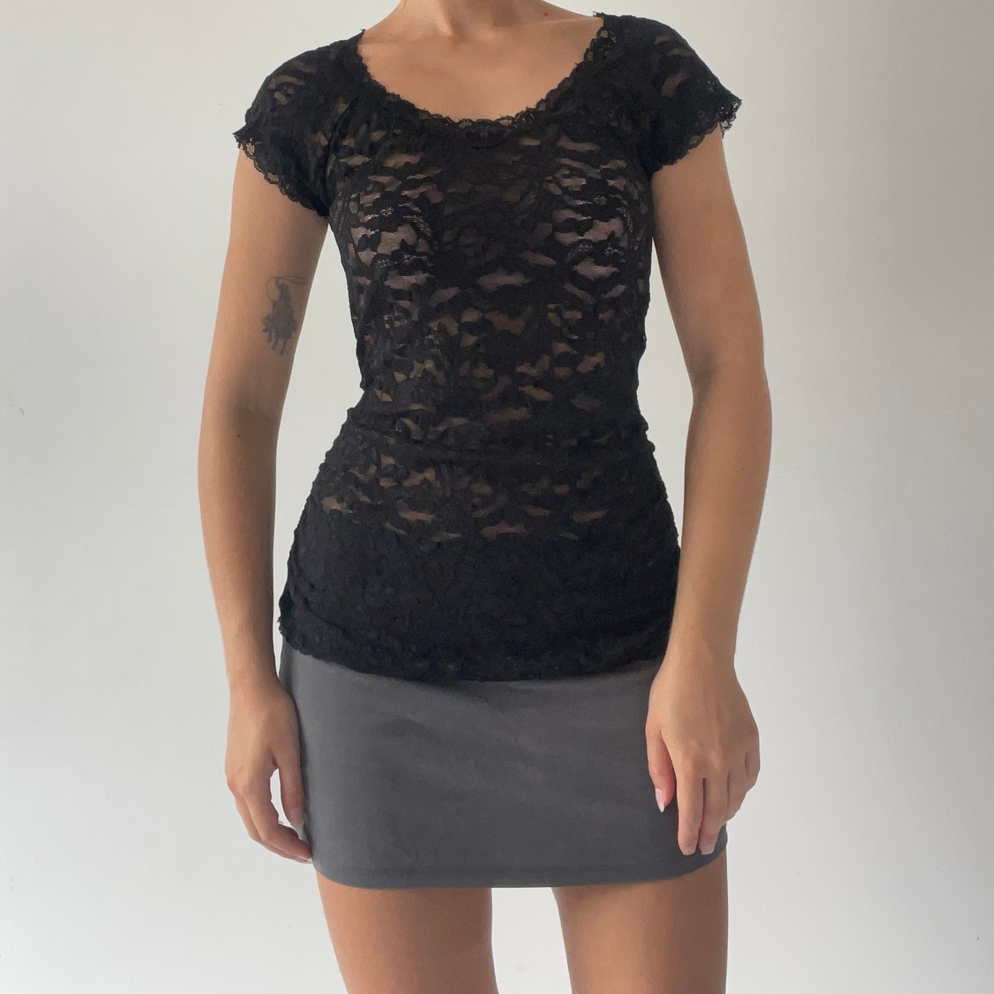 Moda International Lace Top | S