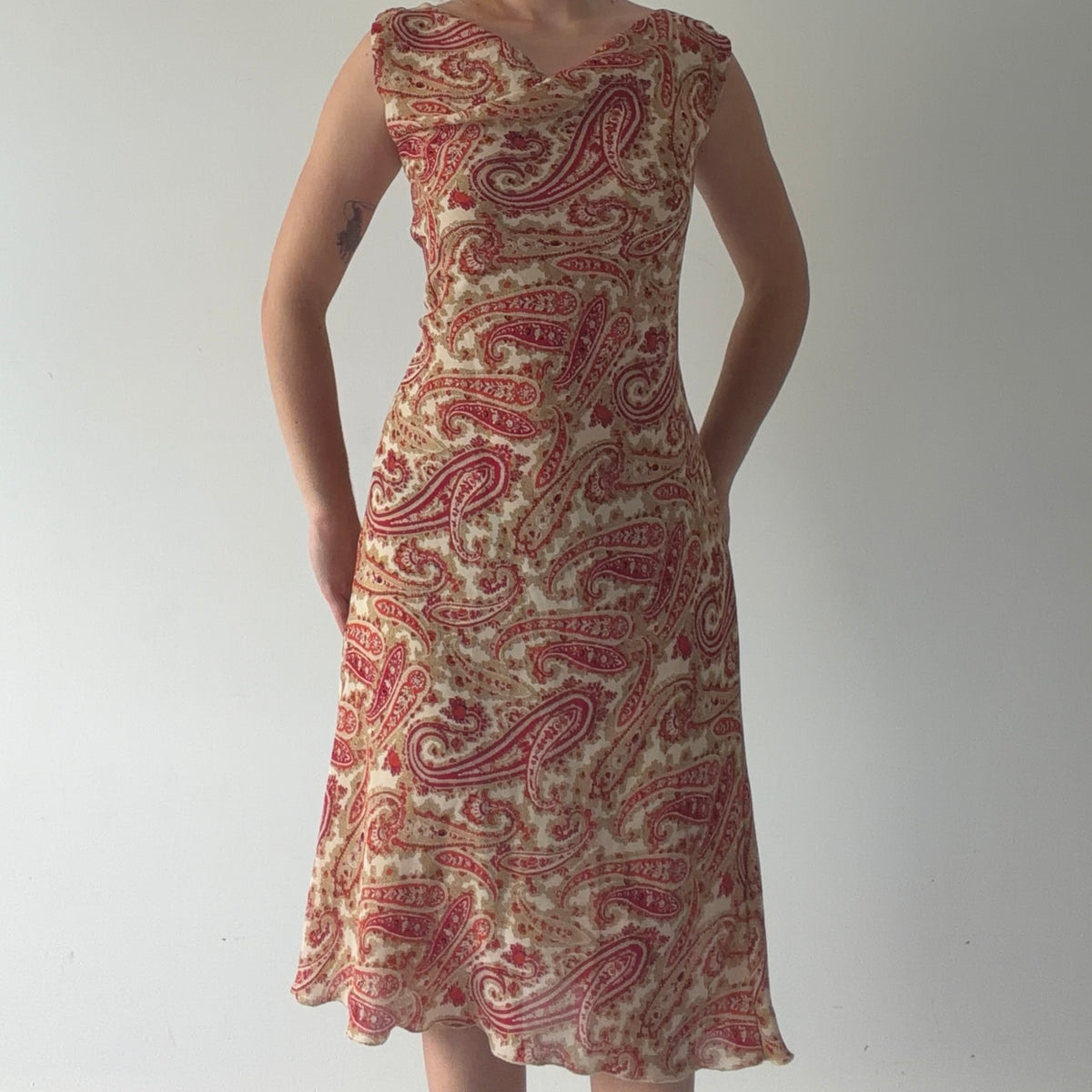 Marla Kim Cowl Midi Dress | XL